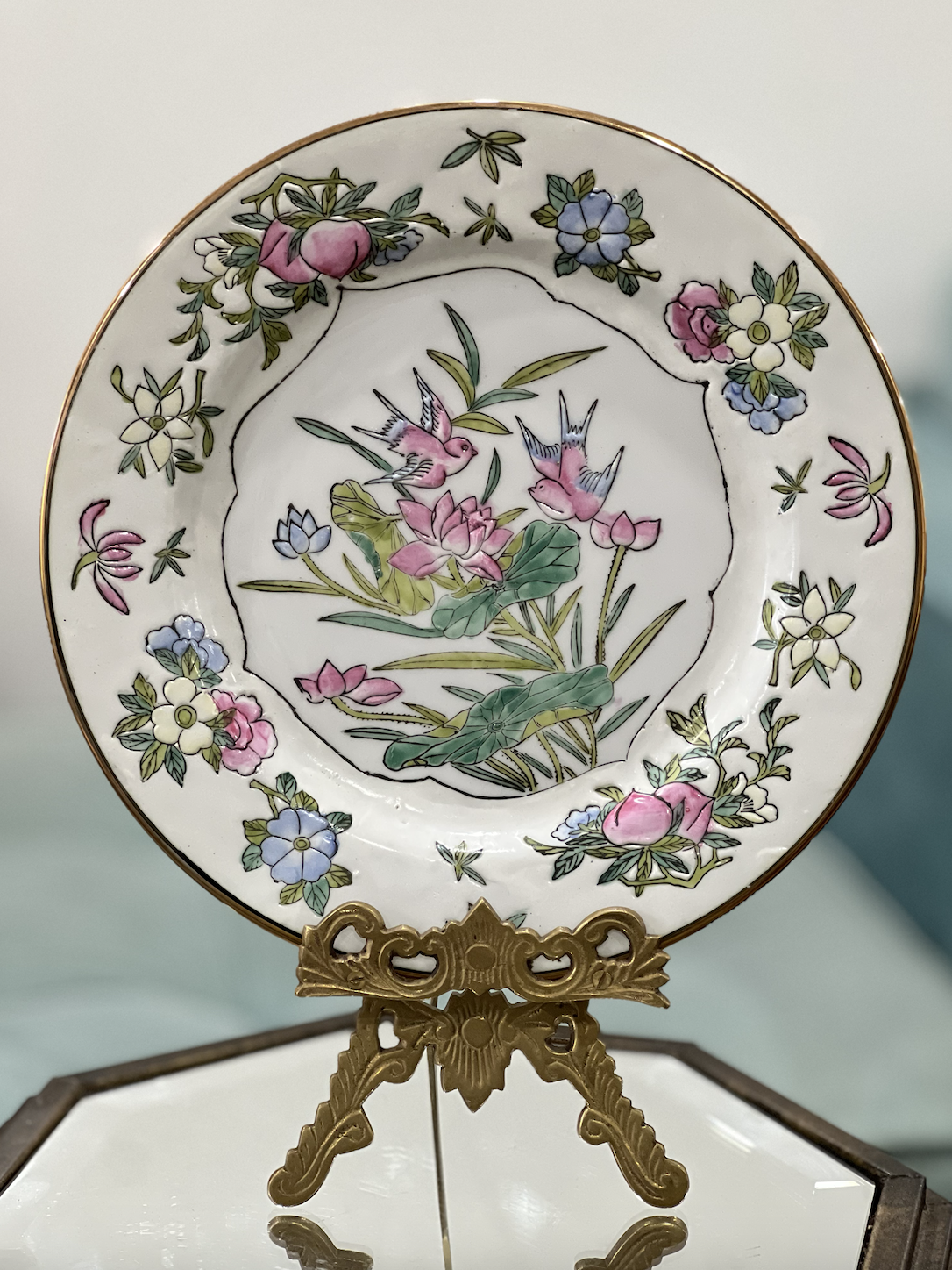 Vintage Famille Rose & Imari-Style Porcelain Plates