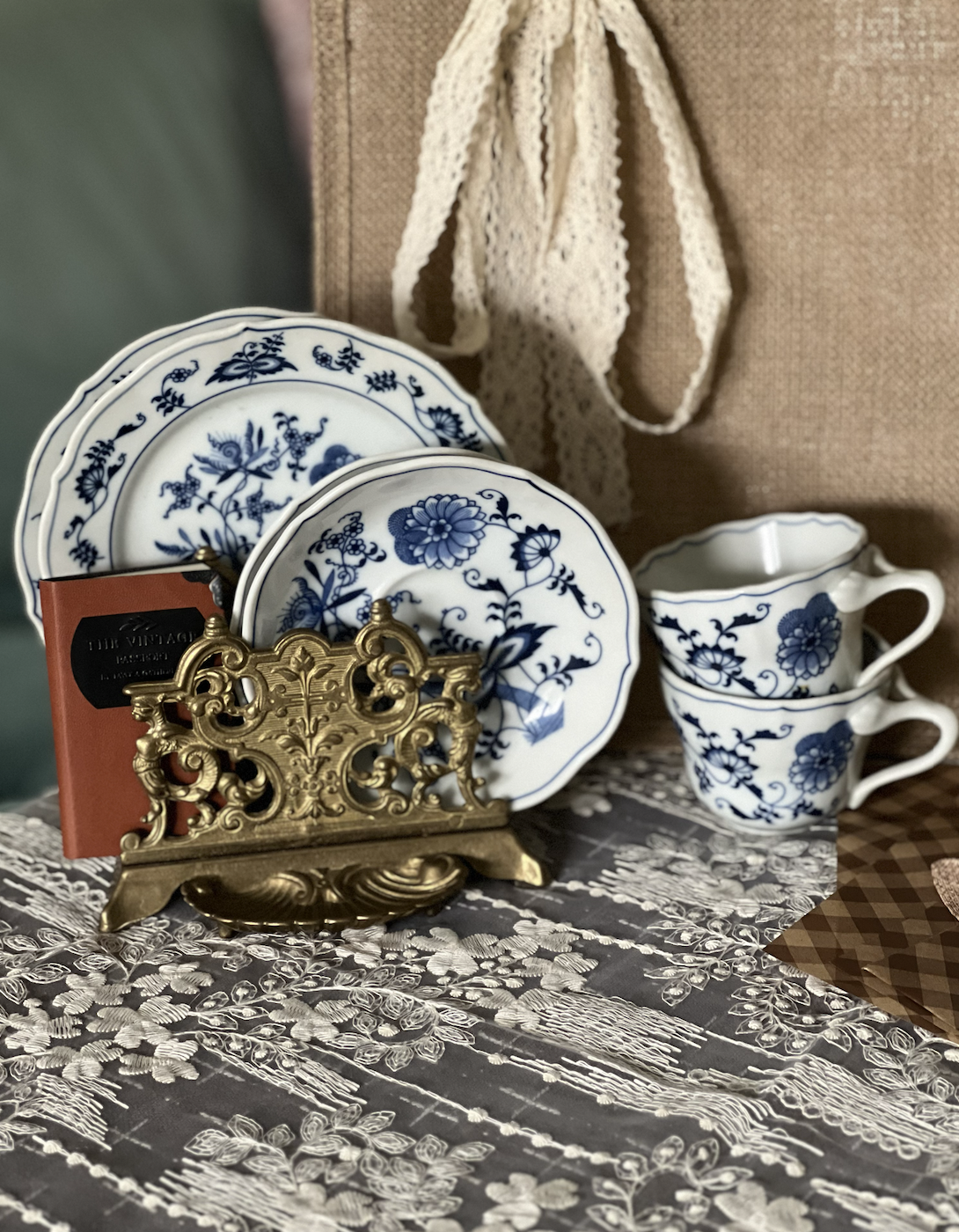 Blue Danube Tea Set 3.png