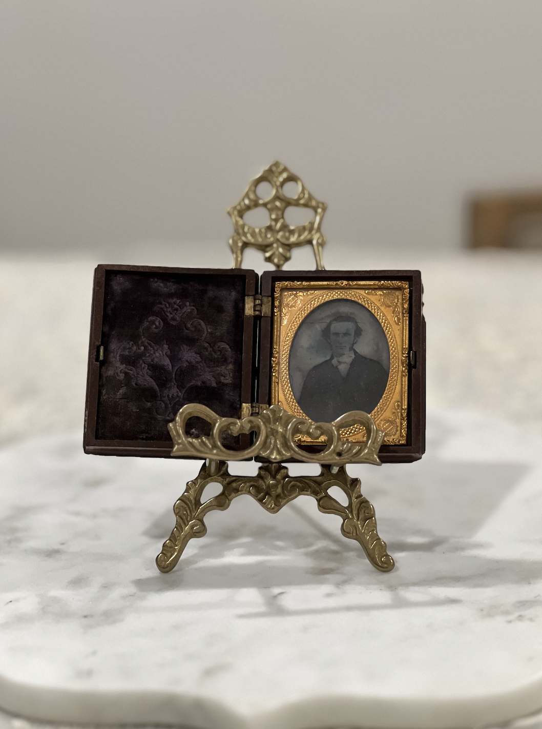 Antique S. Peck & Co. Union Case with Mid-1850s Ambrotype Portrait