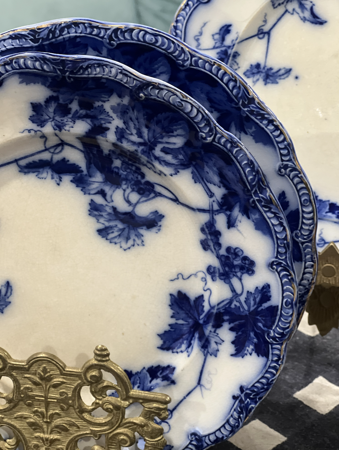 Flow Blue Plate 3.png