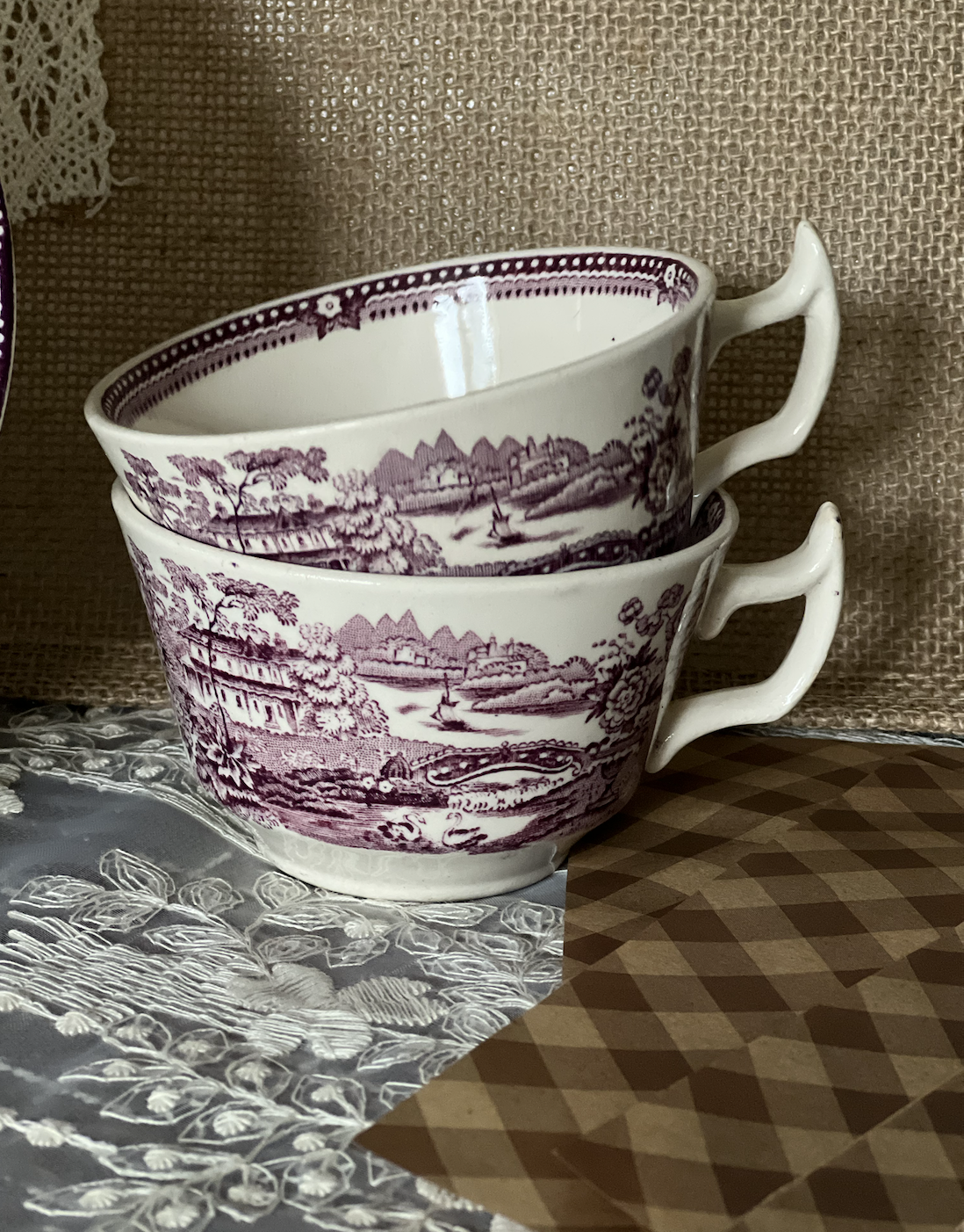 Viola Tea Set 9.png