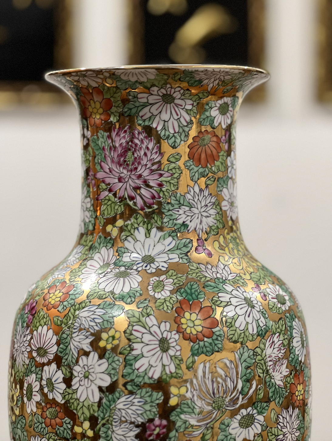 Millefleur Famille Rose Vase
