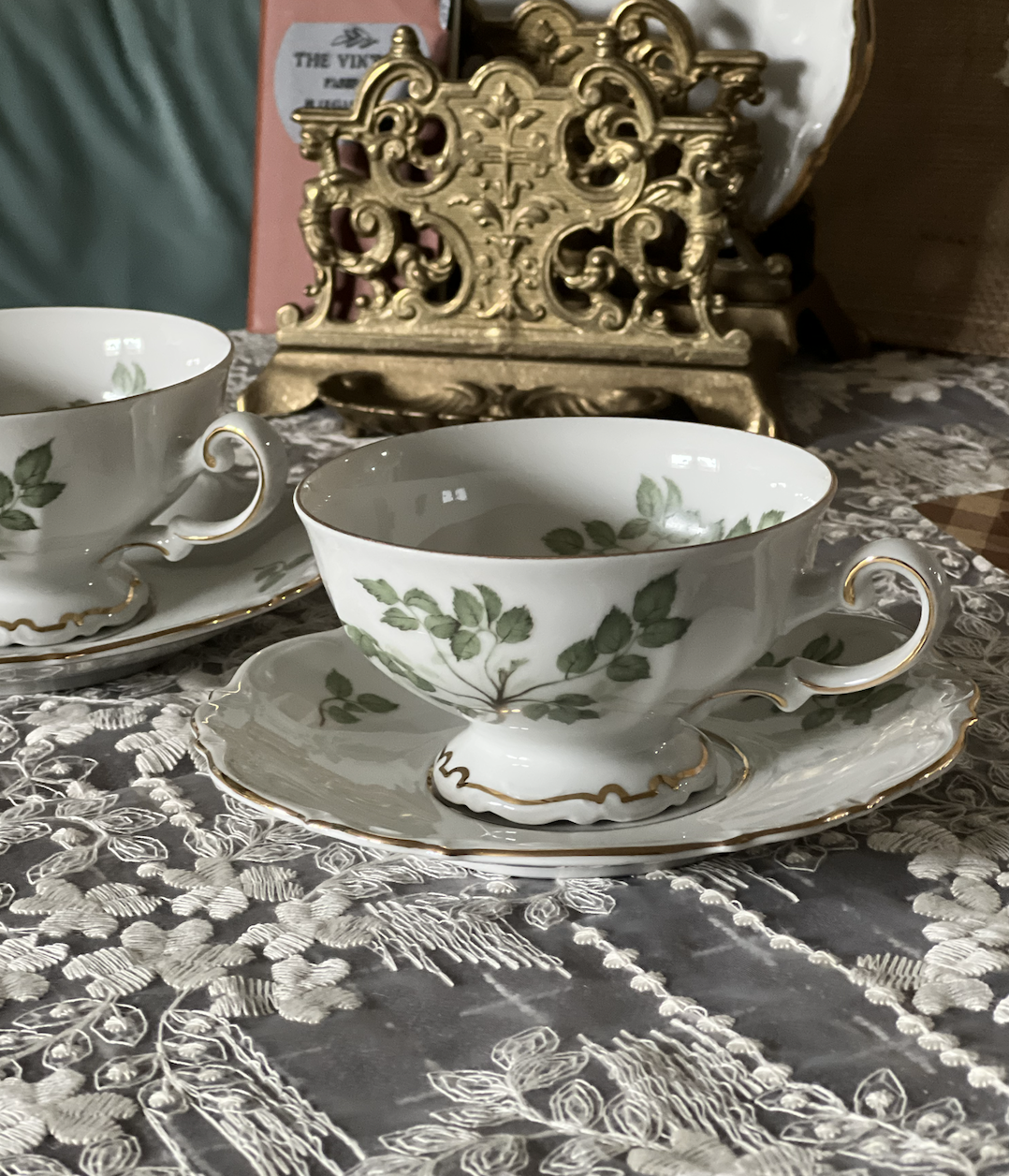 Verbena Tea Set 10.png