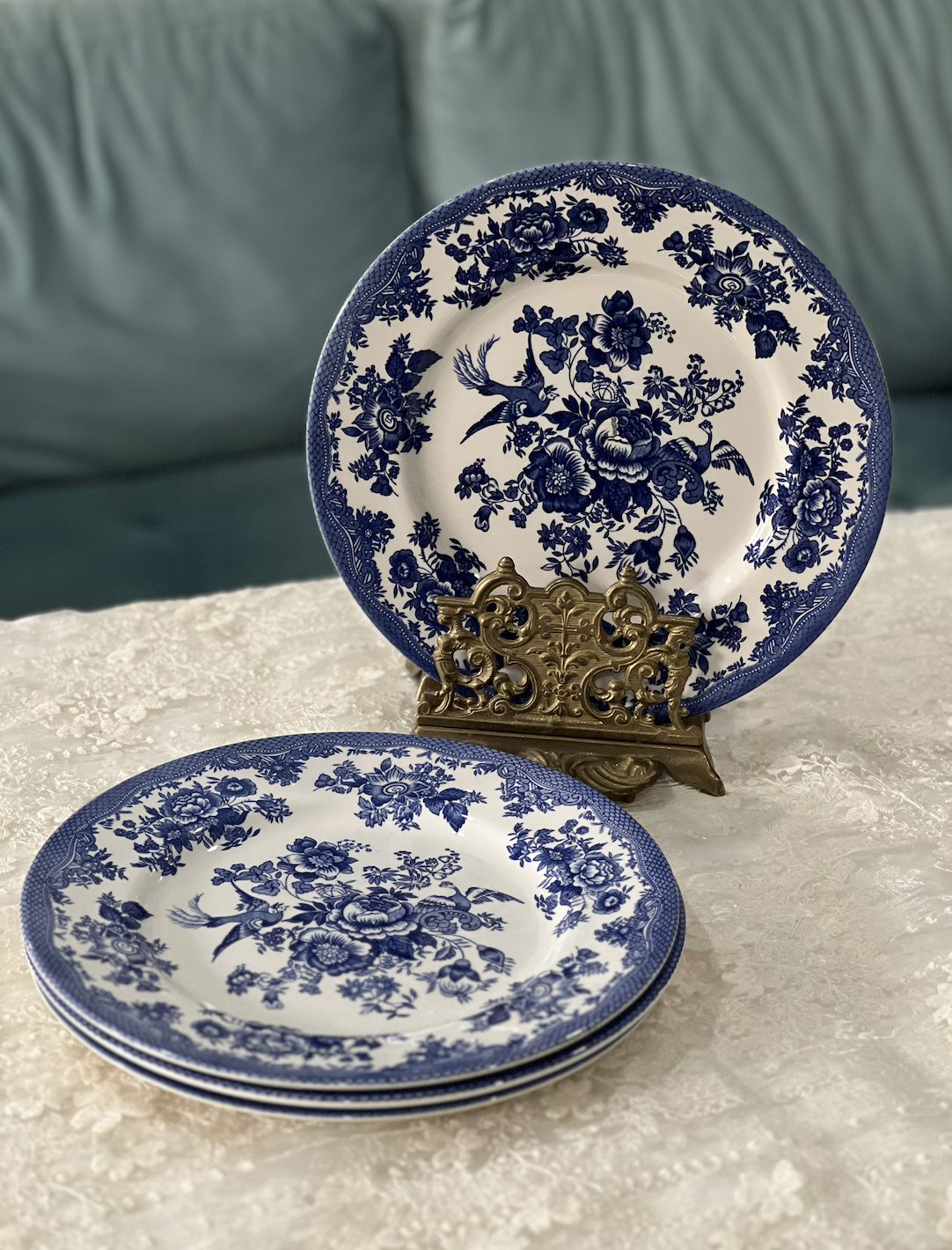 Royal Stafford Asiatic Pheasants Dinner Plate | Blue & White
