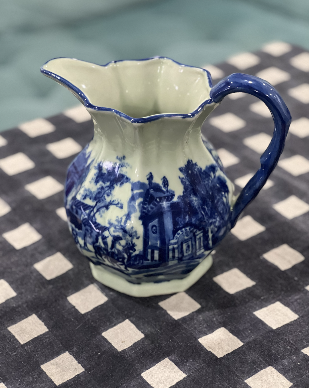Flow Blue Pitcher 1.png