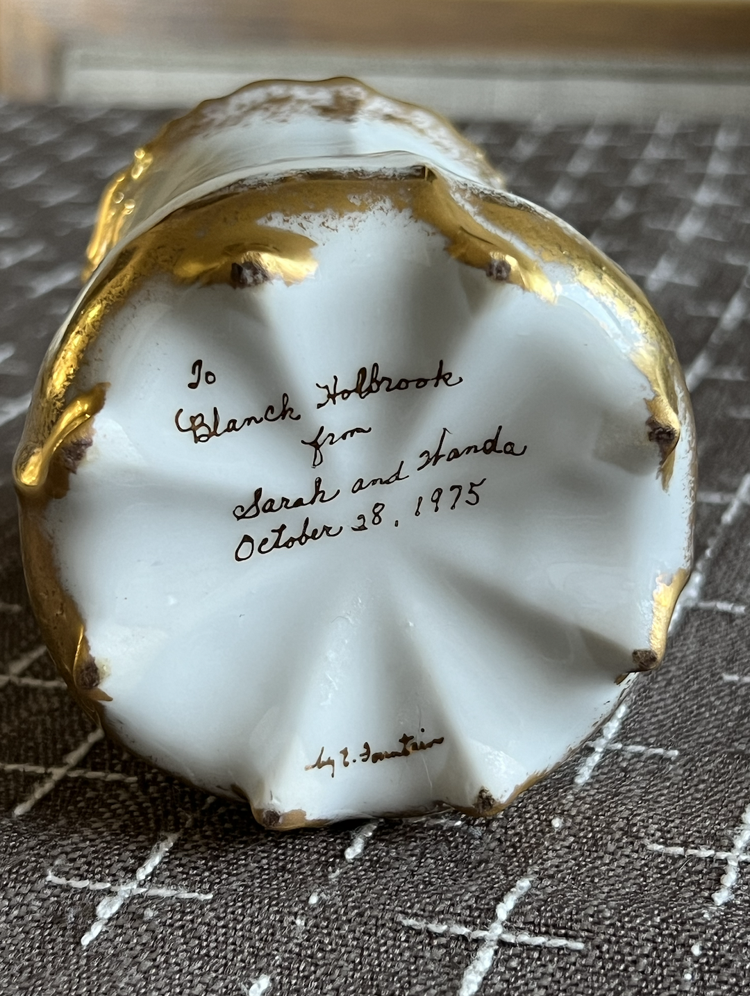 Butterfly Vase 3.png