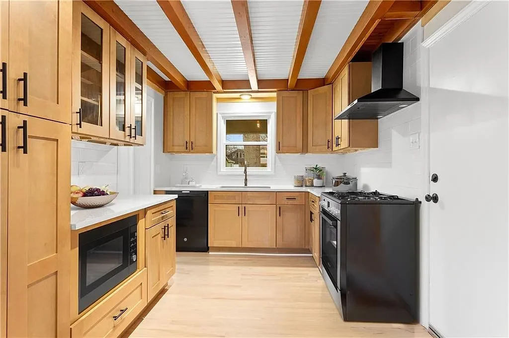 Prairie Village remodel kitchen.webp