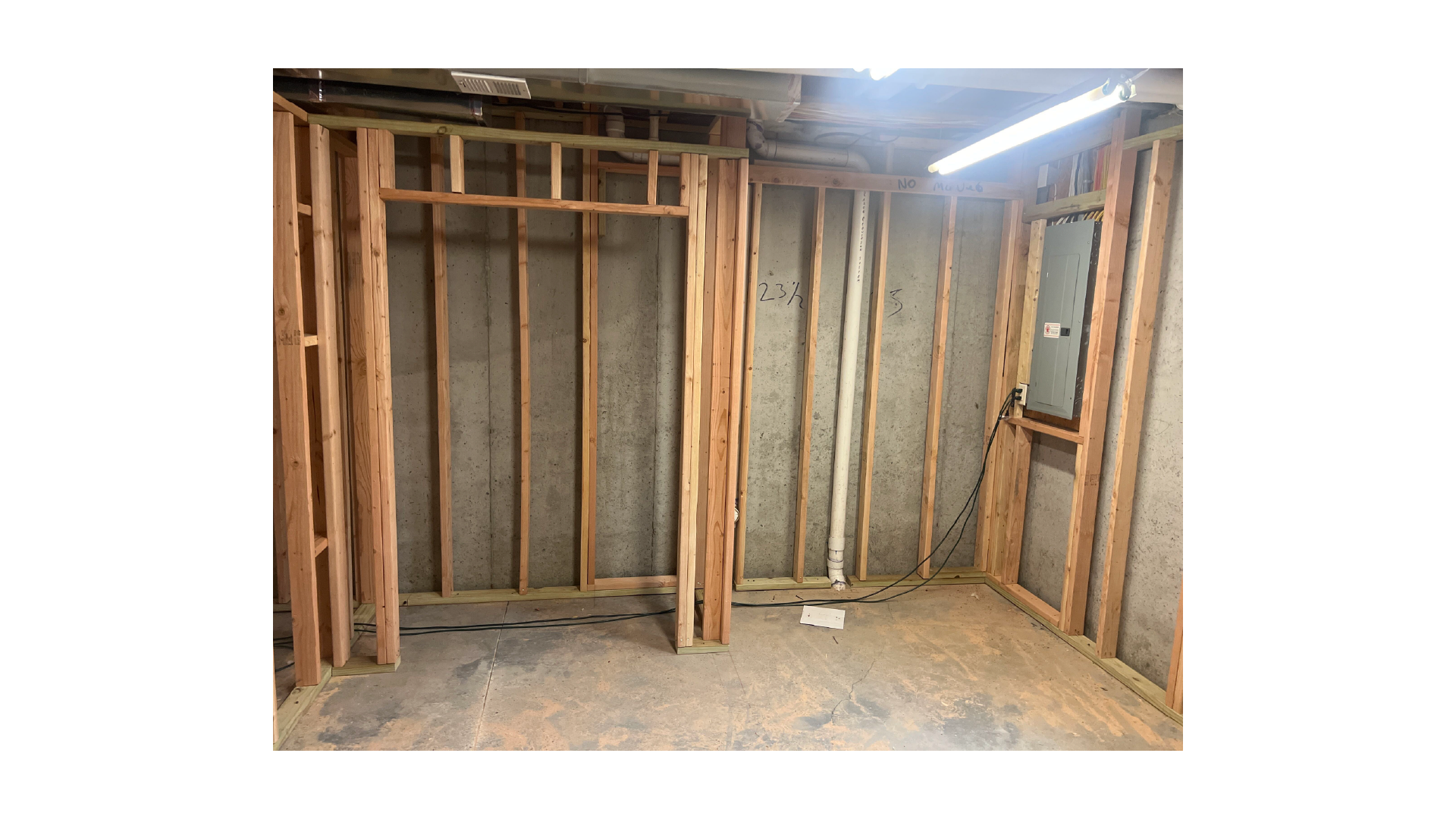 Lees Summit Basement Finish25.webp