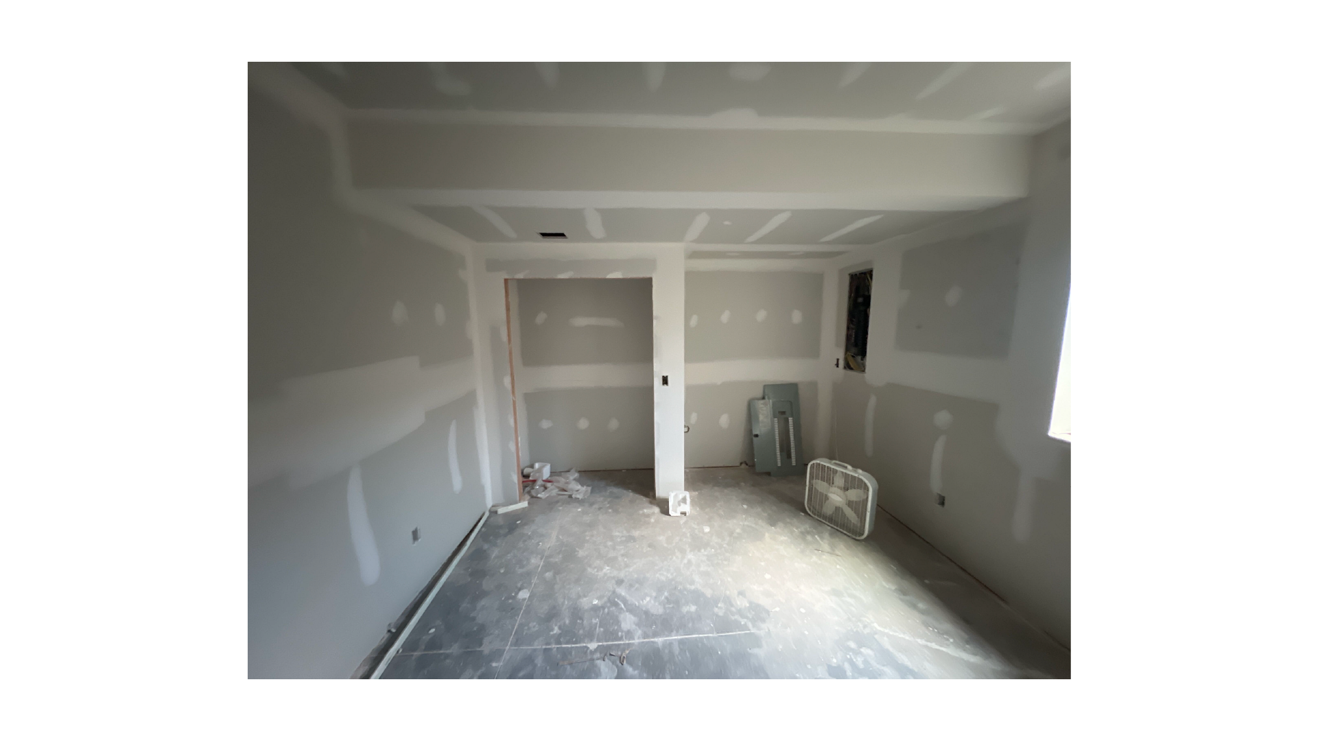 Lees Summit Basement Finish5.webp