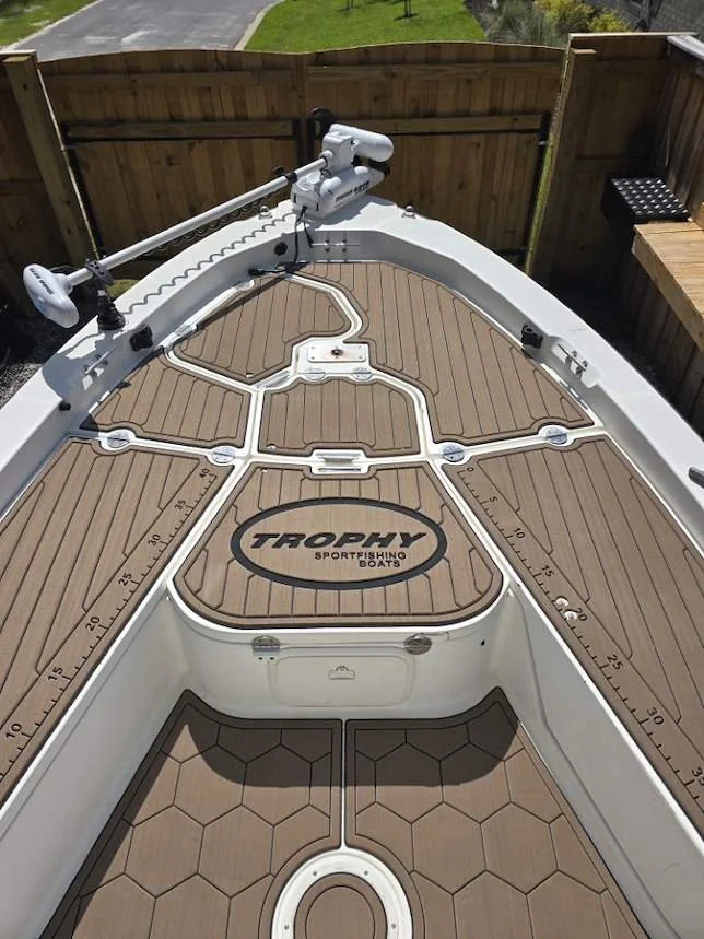 Shows the steps for scanning the boat for accurate new marine foam flooring