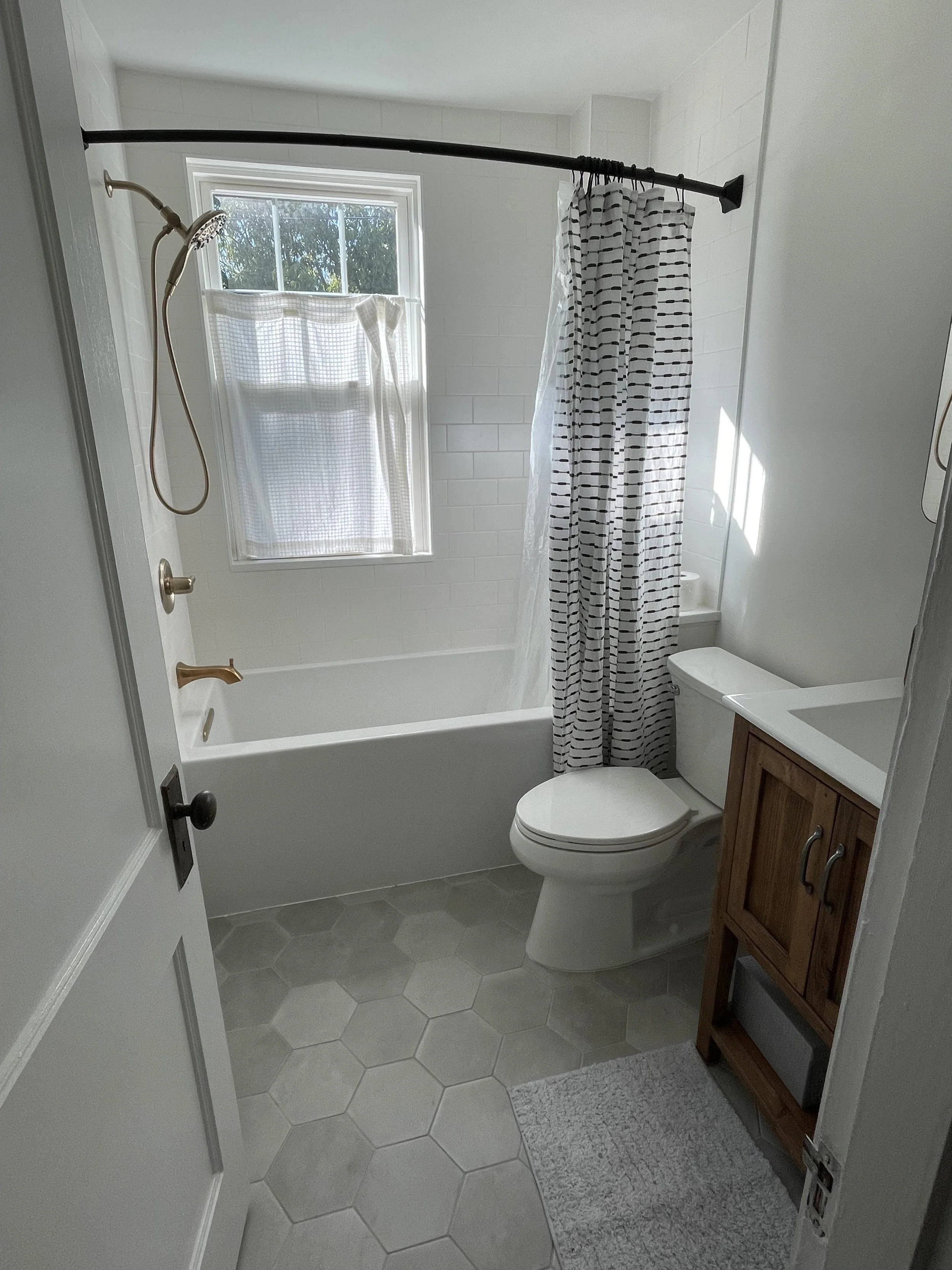 Bathroom Remodel_Arlington_I2.jpeg