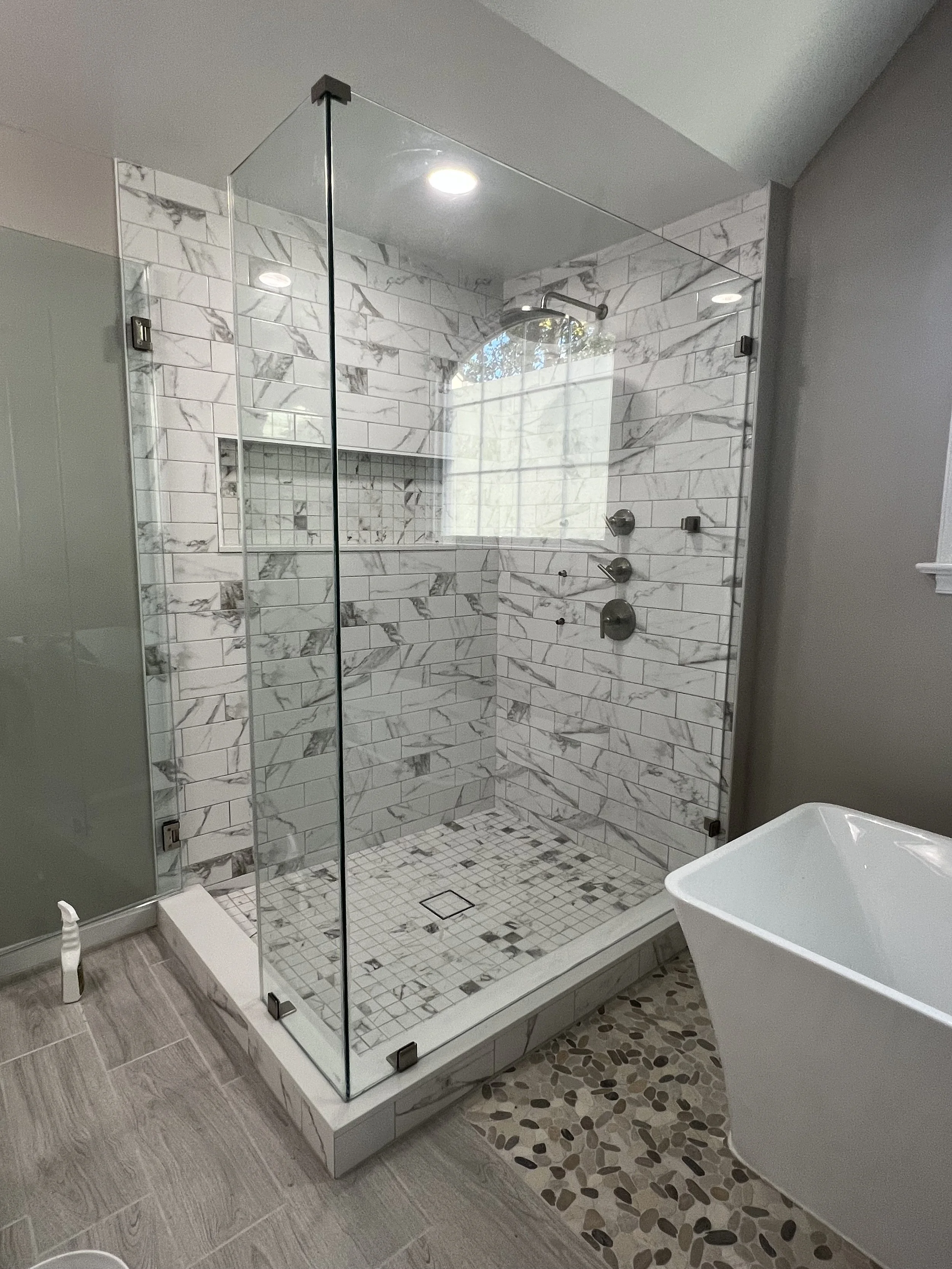 Bathroom Remodels_B1.jpeg