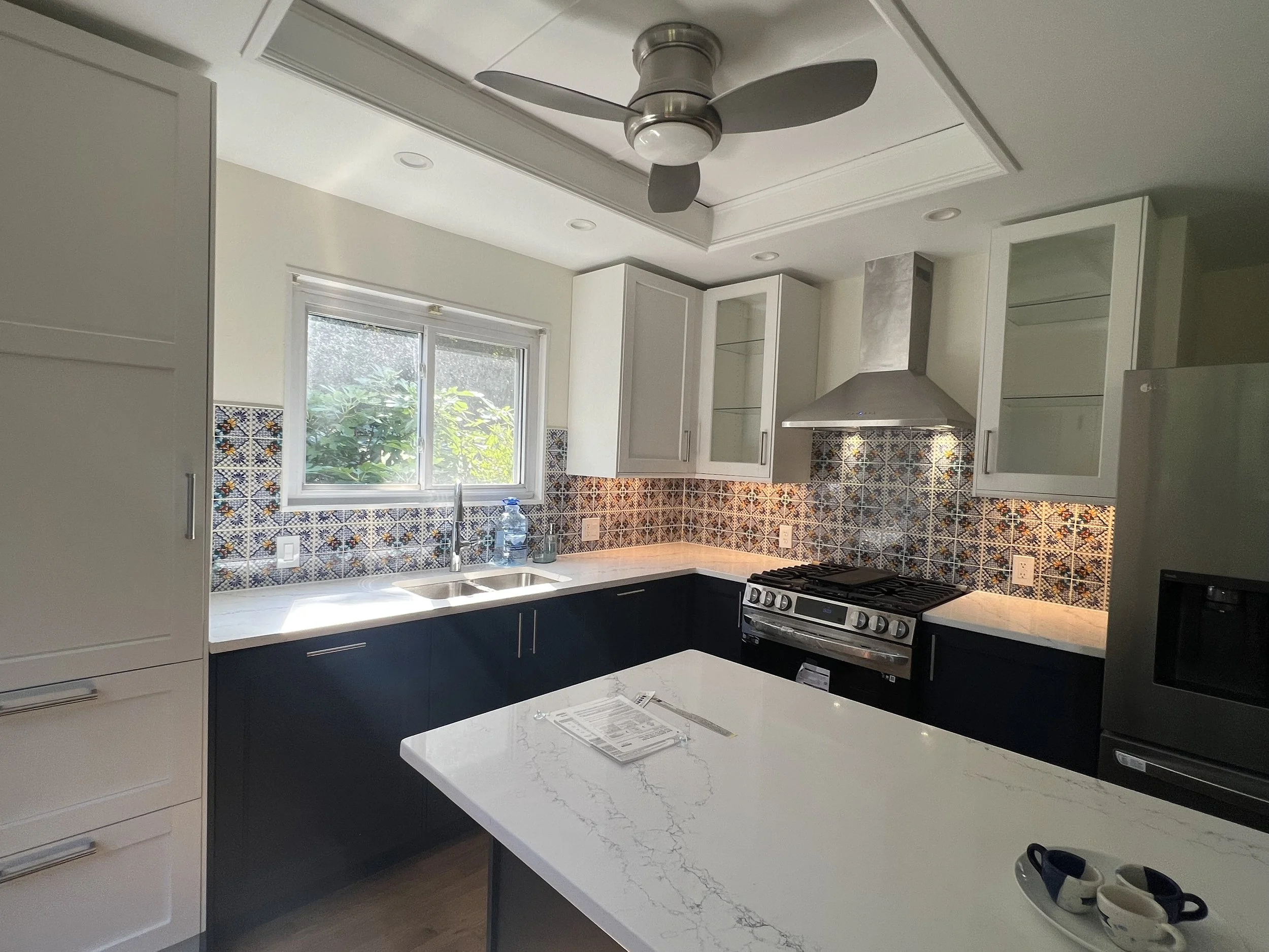 Contemporary Transitional Kitchen Remodel by L&R Contractors project photo 2