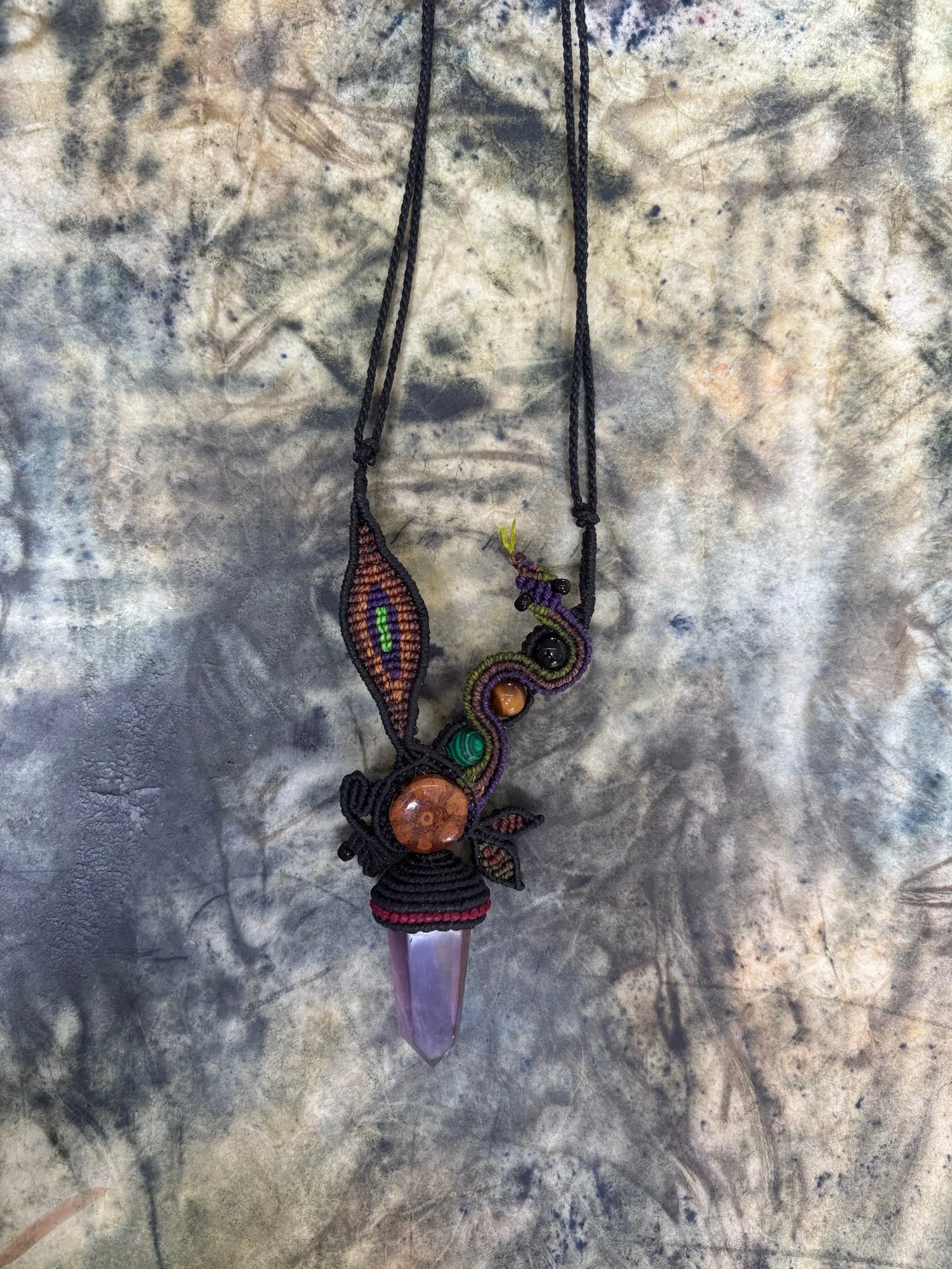 Amethyst Serpent Macramé Pendant – Black