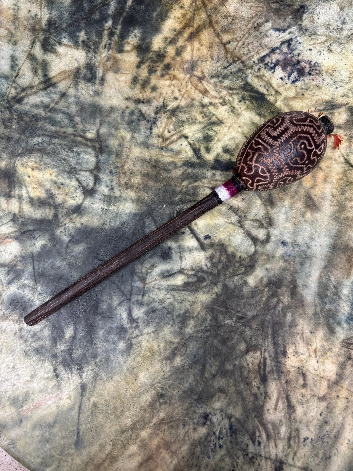 Shipibo Rattle Shaker – Plum & White String
