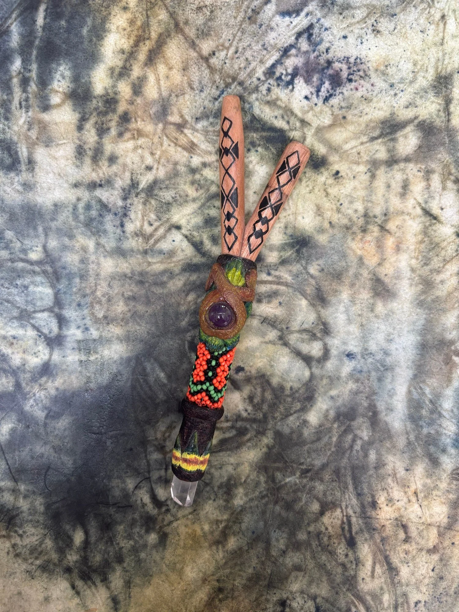 Kuripe with Amethyst & Clear Quartz