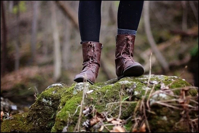 Telepathy through your Feet on the Ground