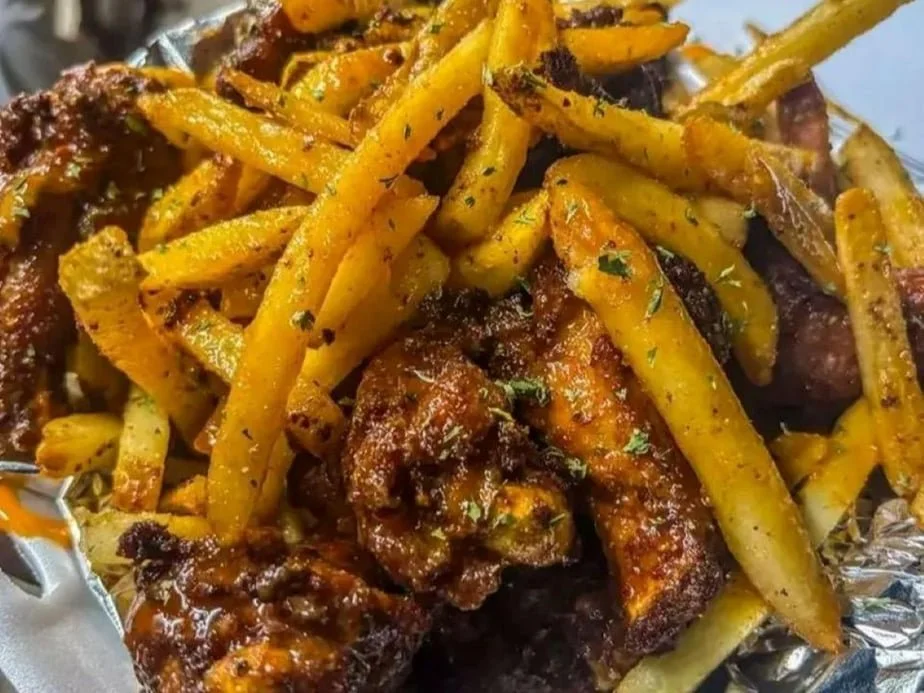 Hot Wings & Fries
