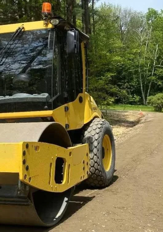 DRIVEWAYS/ROADS
