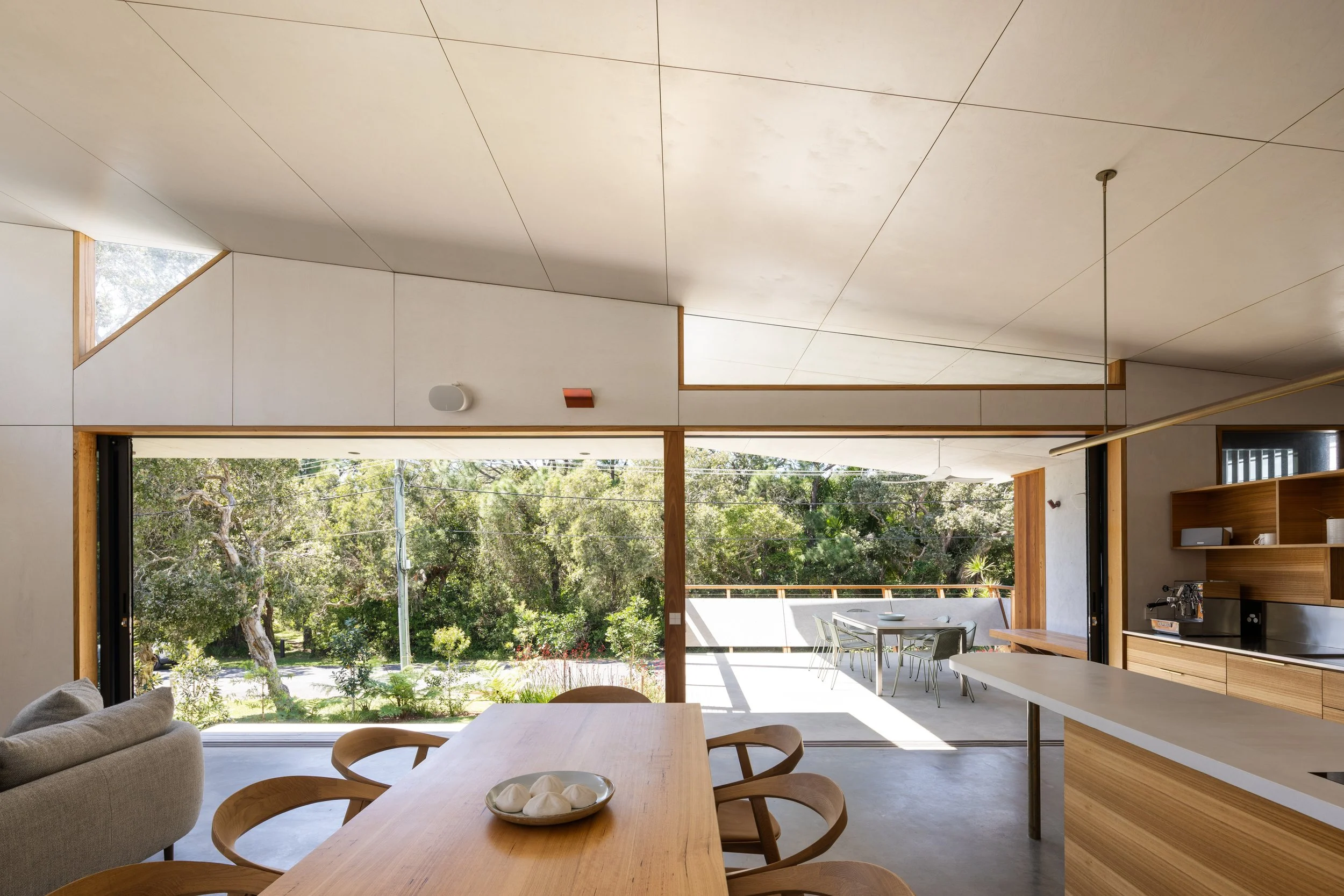 3_10521-resnew_Coastalhouse_WalknorthArchitects_SimonWhitbread.jpeg