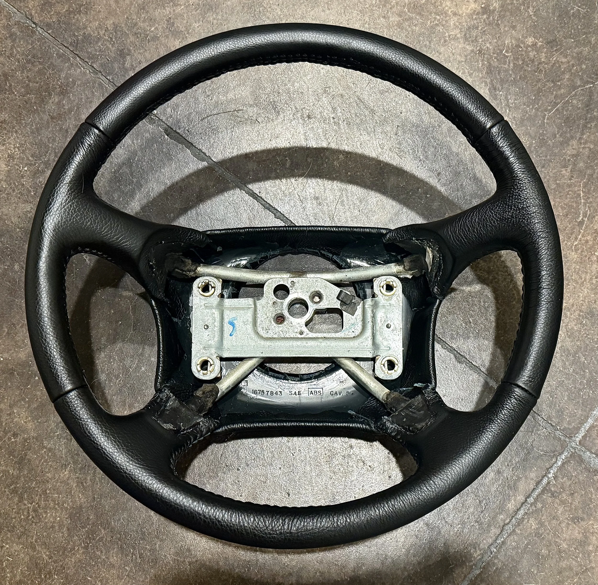 1996-1997 Chevorlet Silverado Refurbished steering wheel