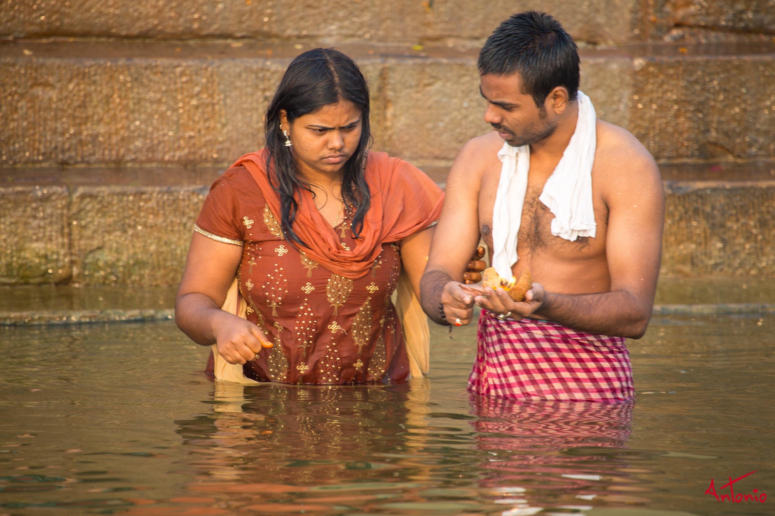 20121119_074527 Varanasi.jpg
