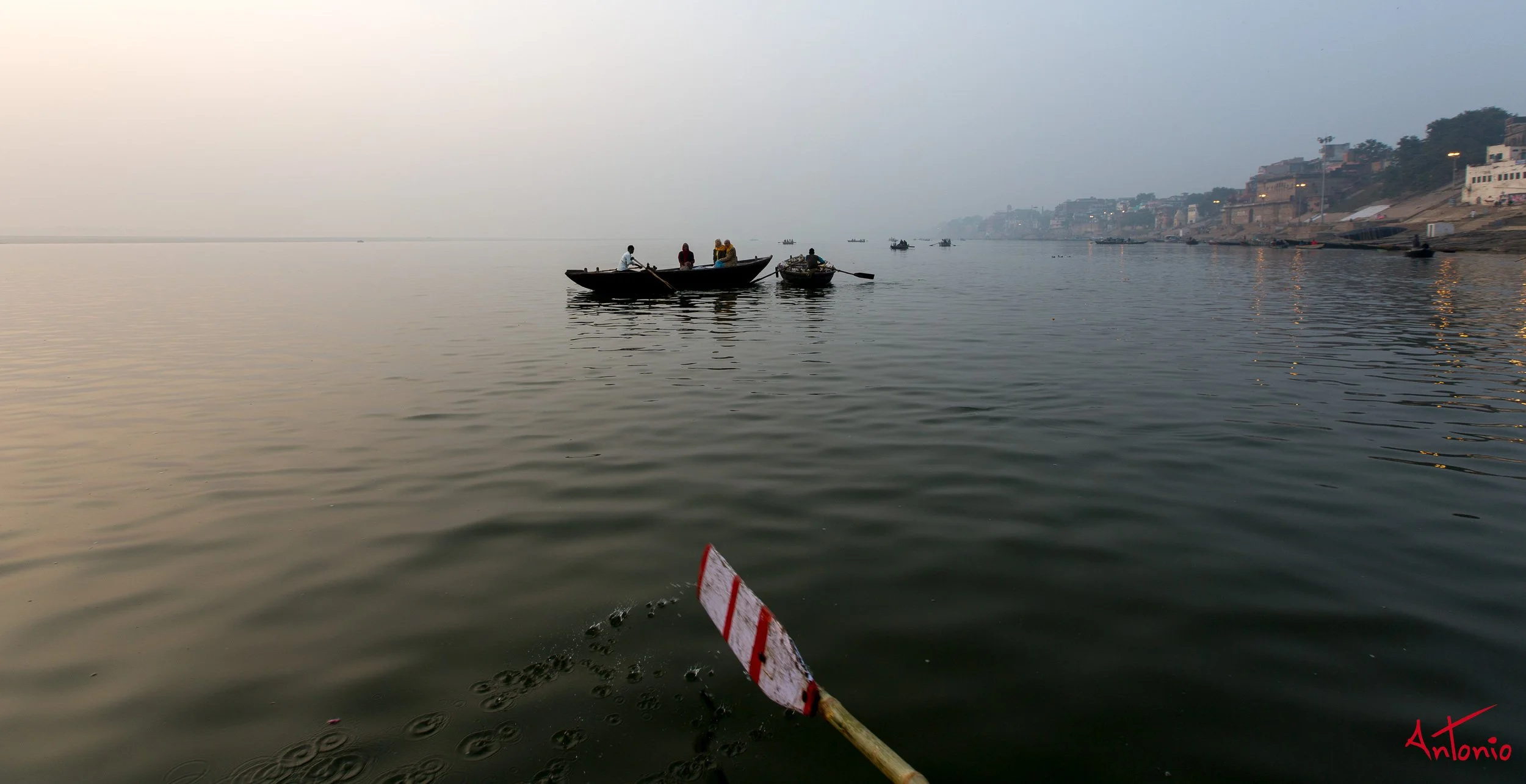 20121118_070109 Varanasi.jpg