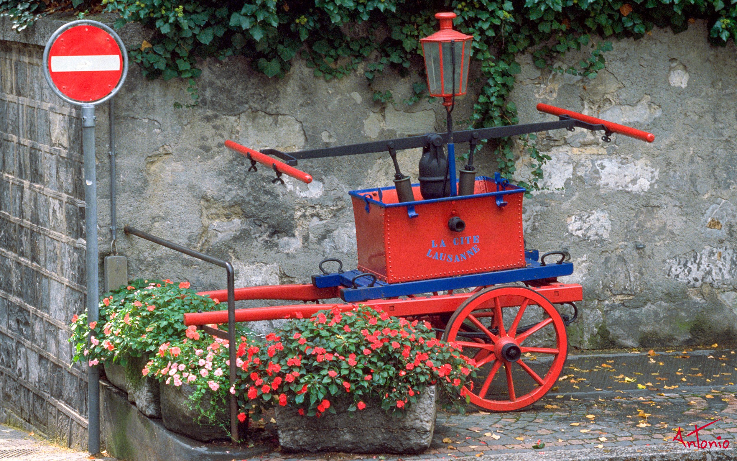 19880900_051 Lausanne.jpg