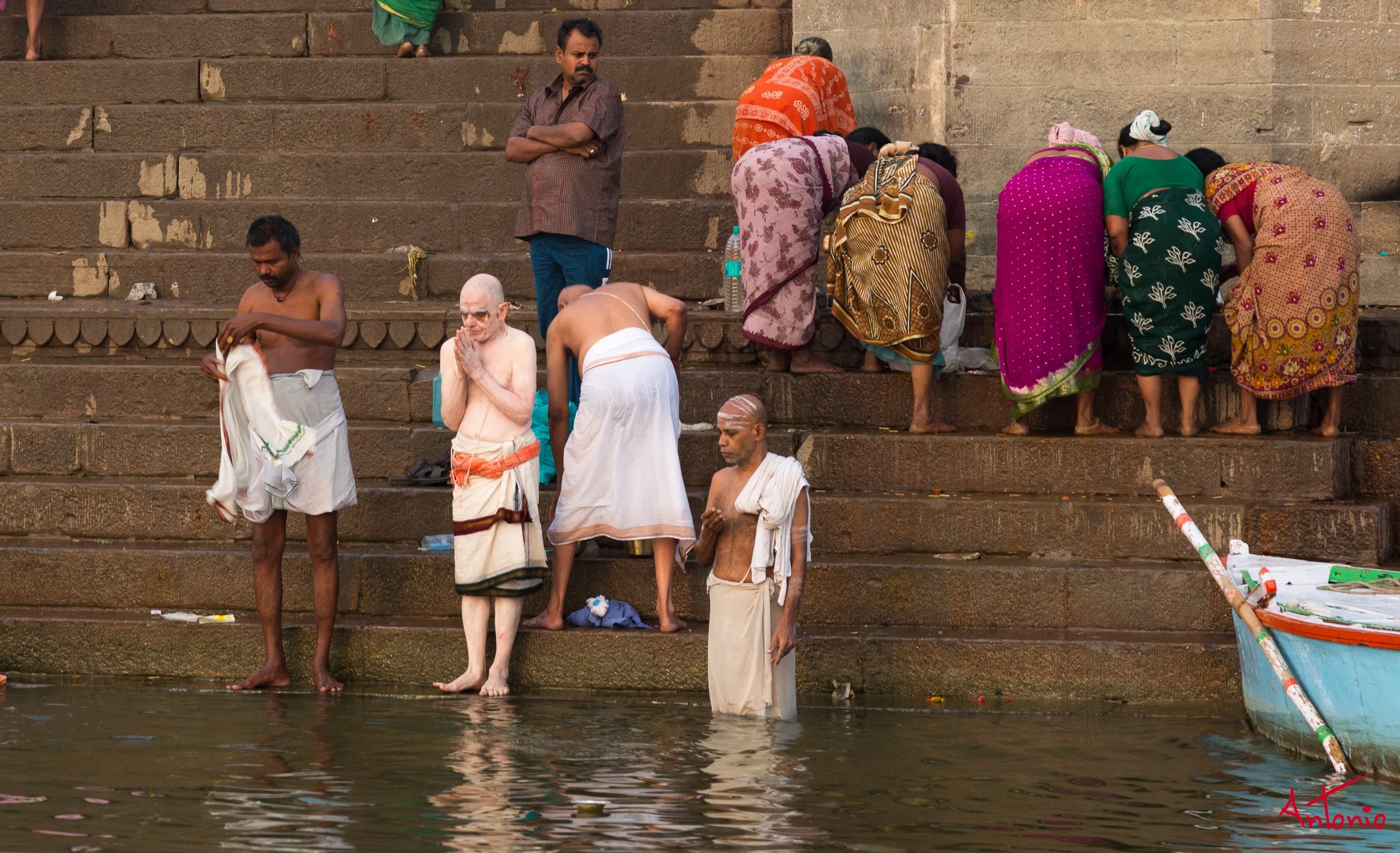 20121118_072057 Varanasi.jpg