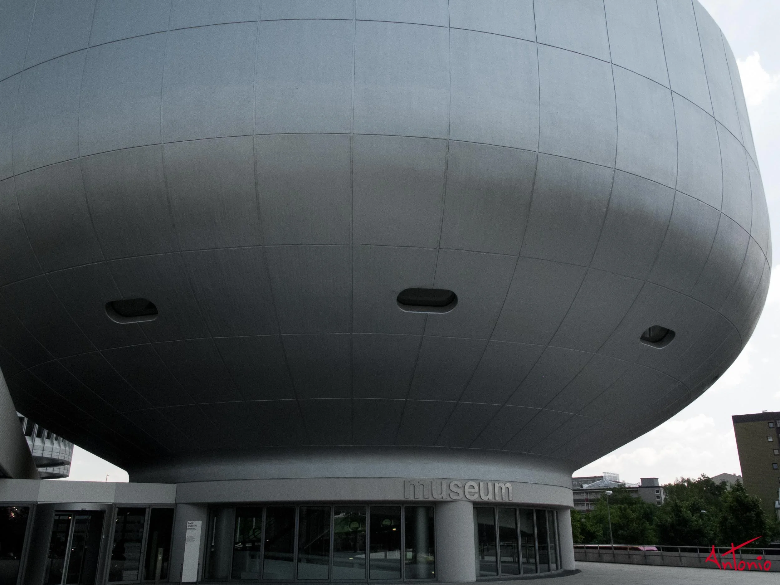 20100625_063345 Munich.jpg