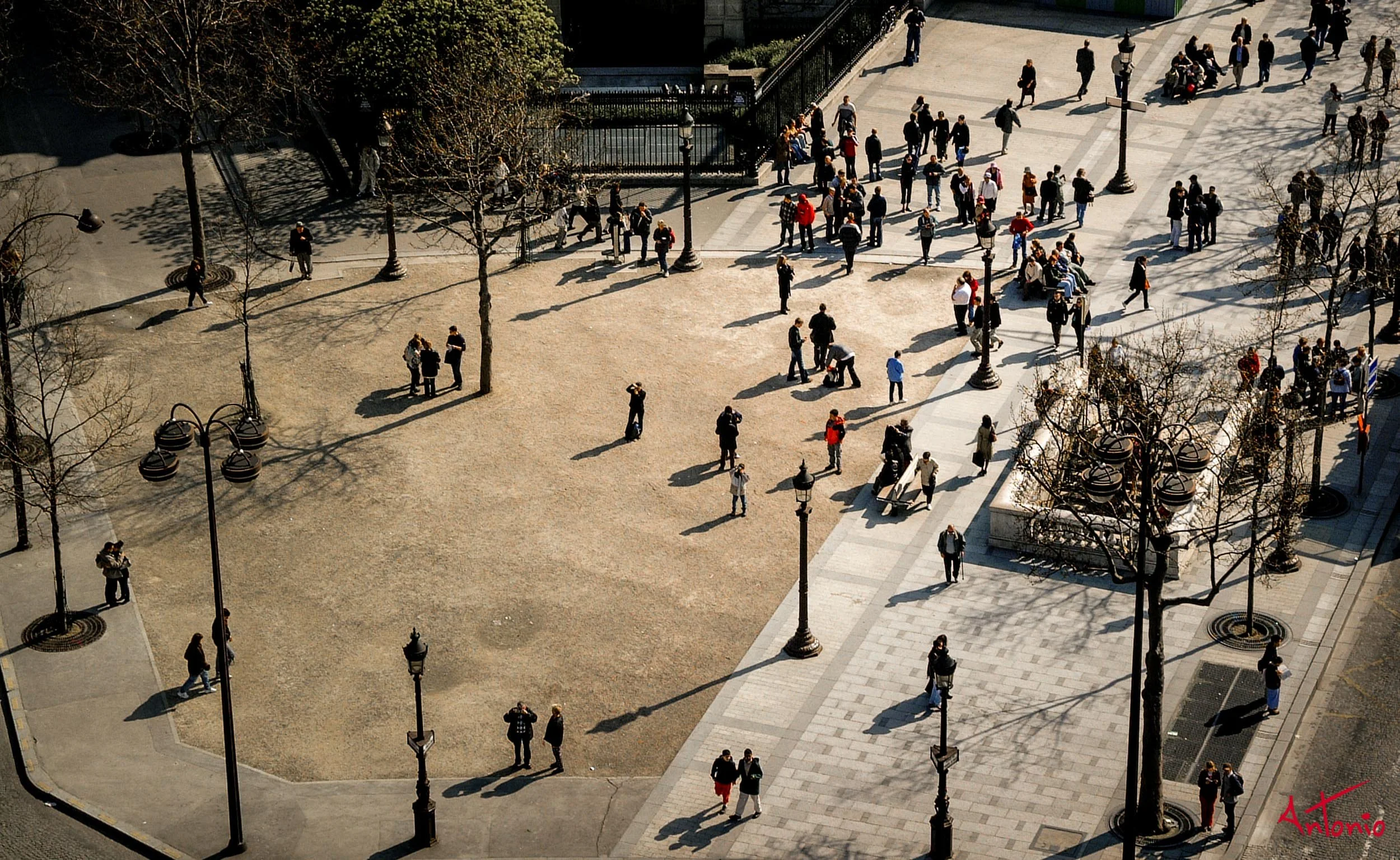 20020324_112112 París.jpg