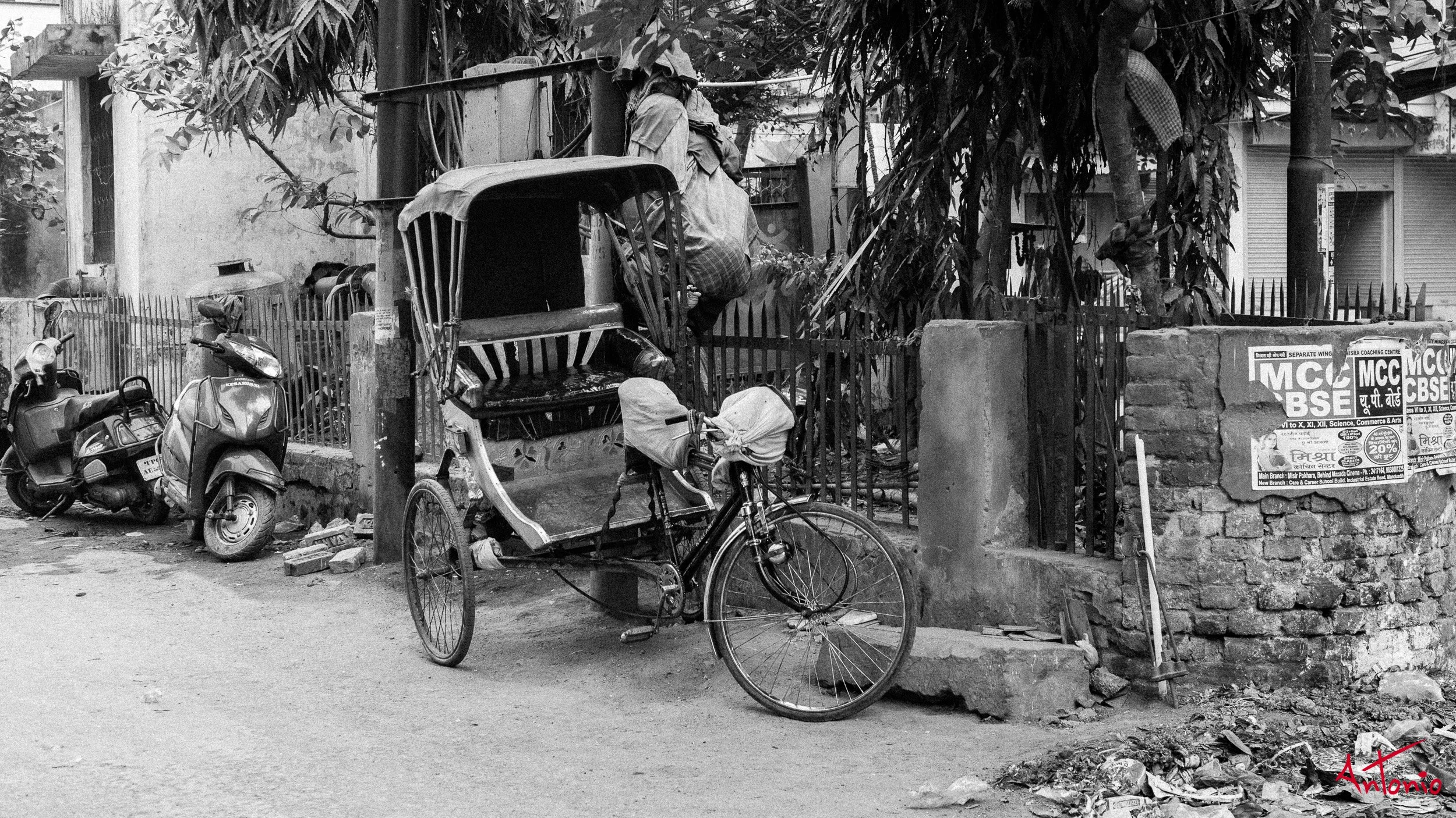 20121118_092012 Varanasi.jpg