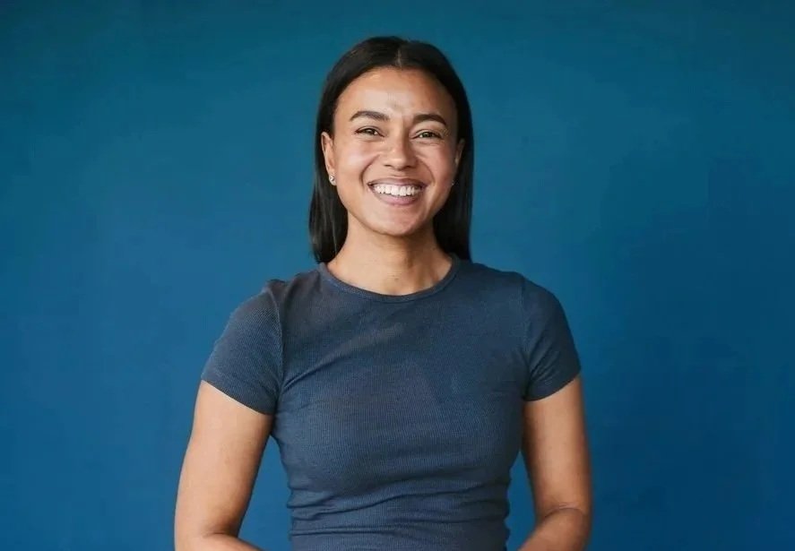Pacific woman feeling relaxed during a personalised dental consultation at Accent Your Dentist in Ponsonby, Auckland.