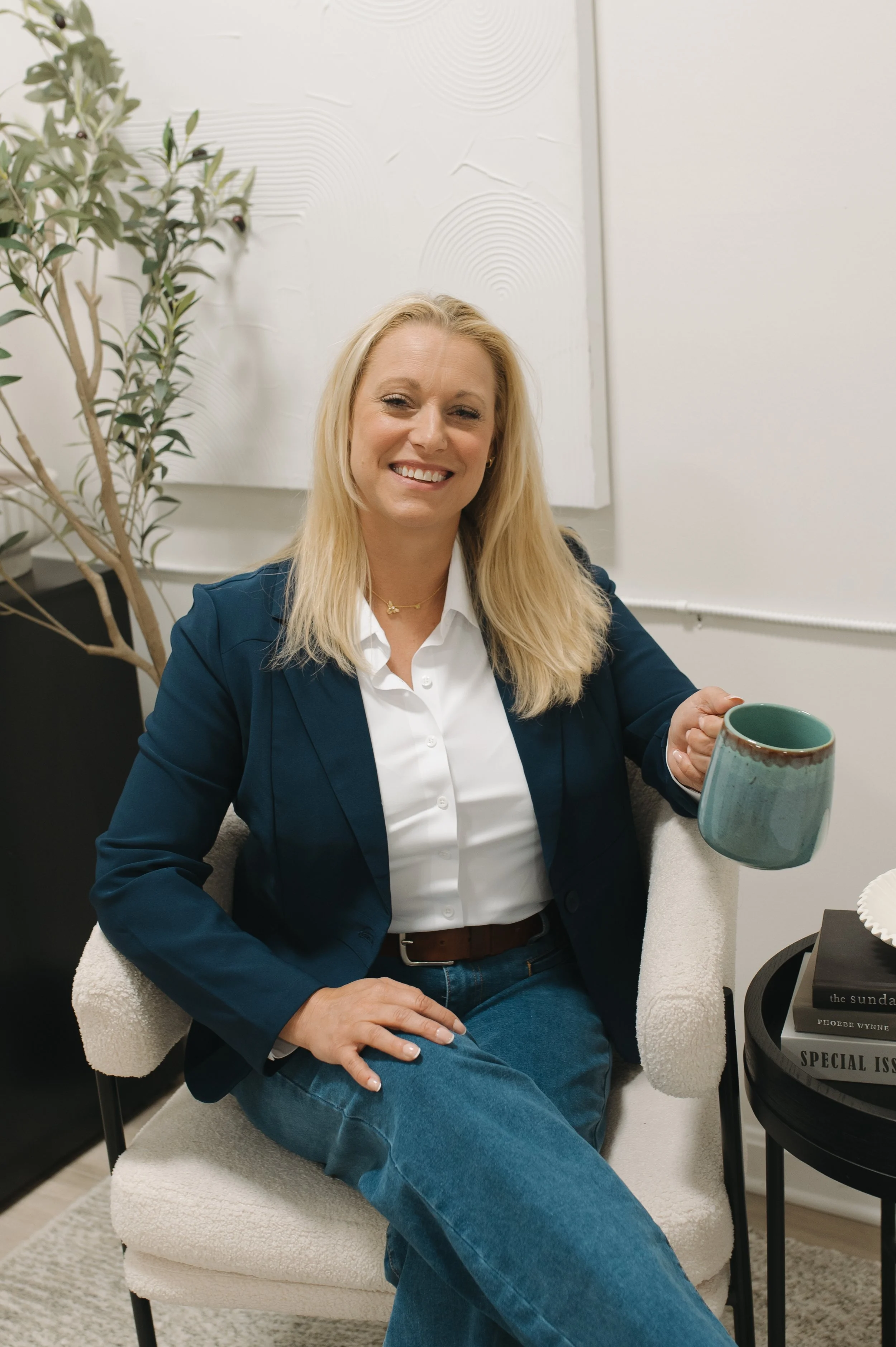 Dr. Stephanie Zwonitzer, DNP, ready to chat with you about your hormones and sexual health needs.