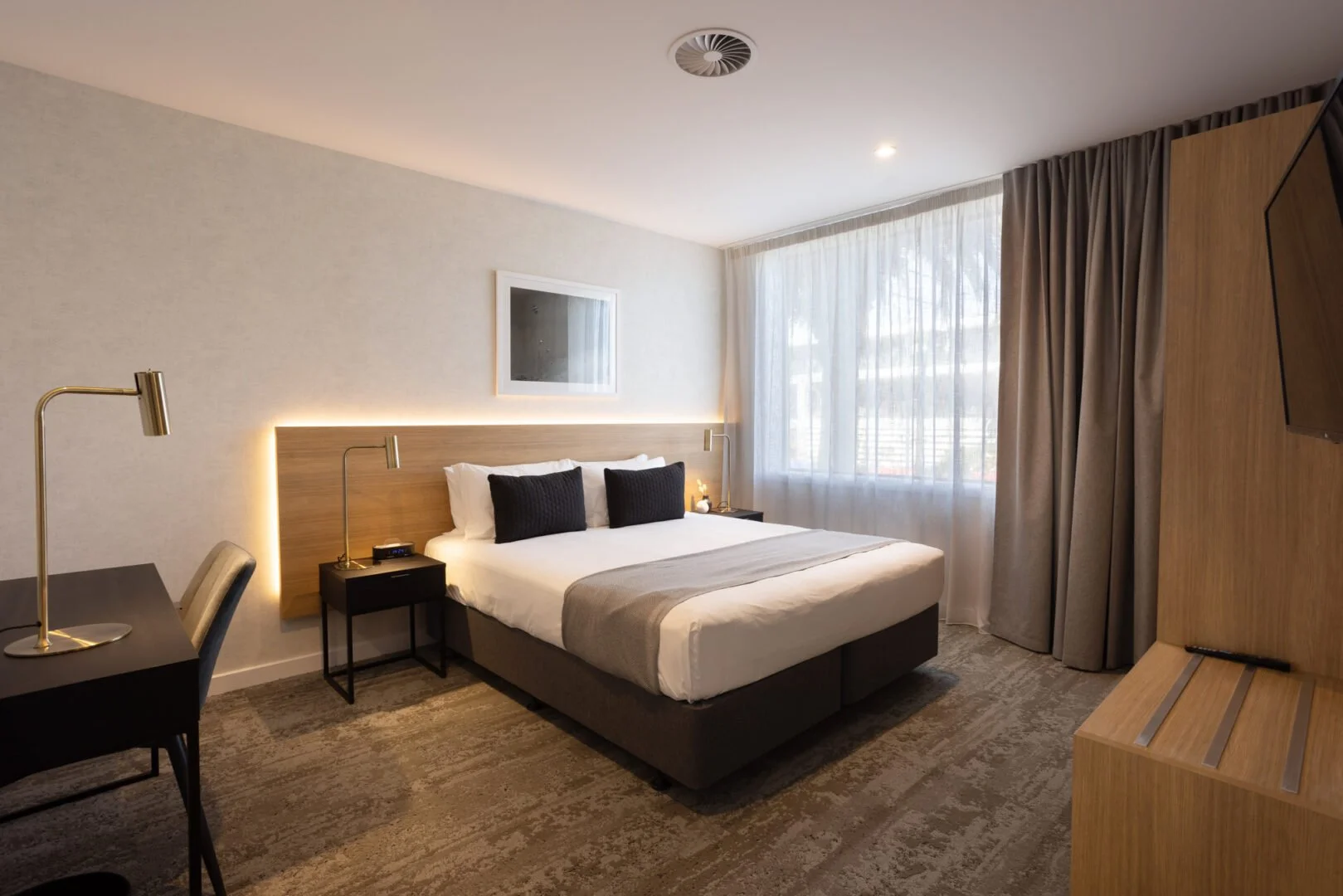 QMTM-1-Bedroom-2.jpg
