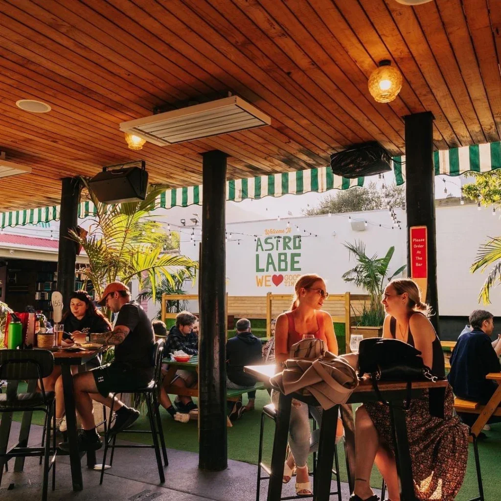 astrolabe bar & grill.webp