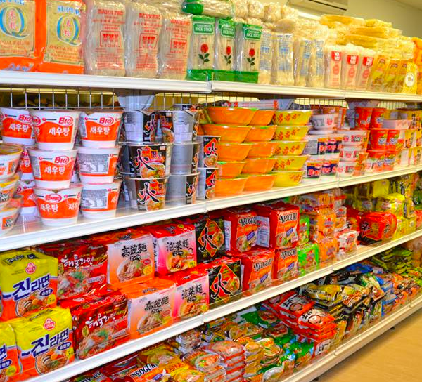 Fiesta Pinnay Asian Shop