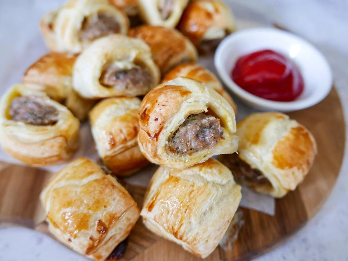 20 Mini Sausage Rolls