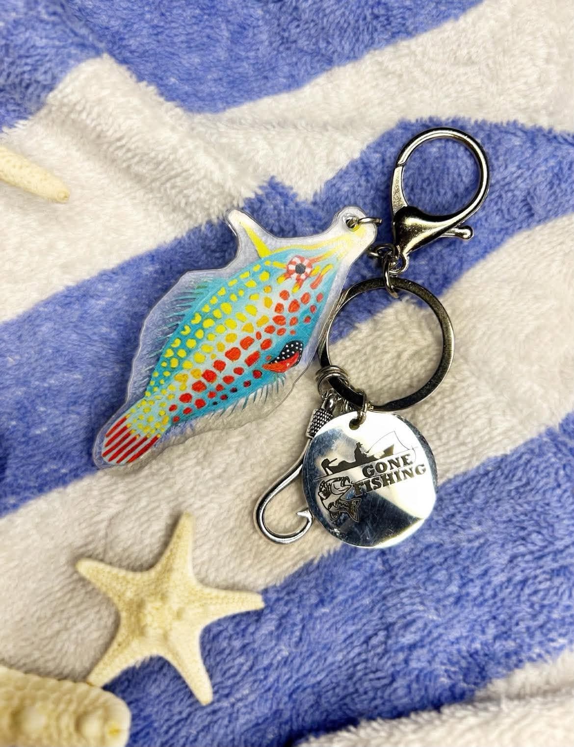 Harlequin File Fish Keychain II.jpg