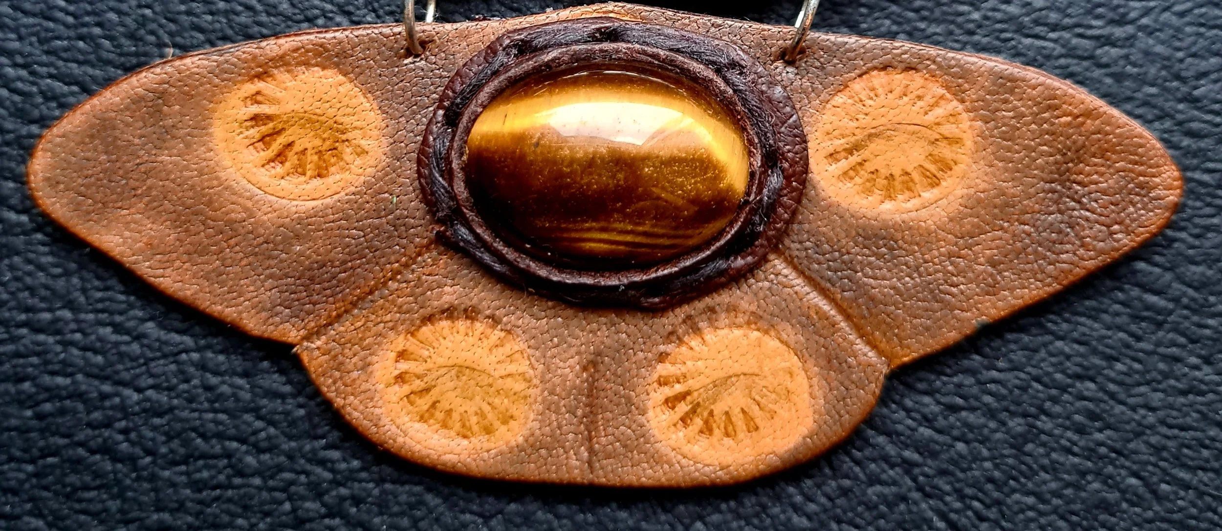 TIGER MOTH SPIRIT ANIMAL