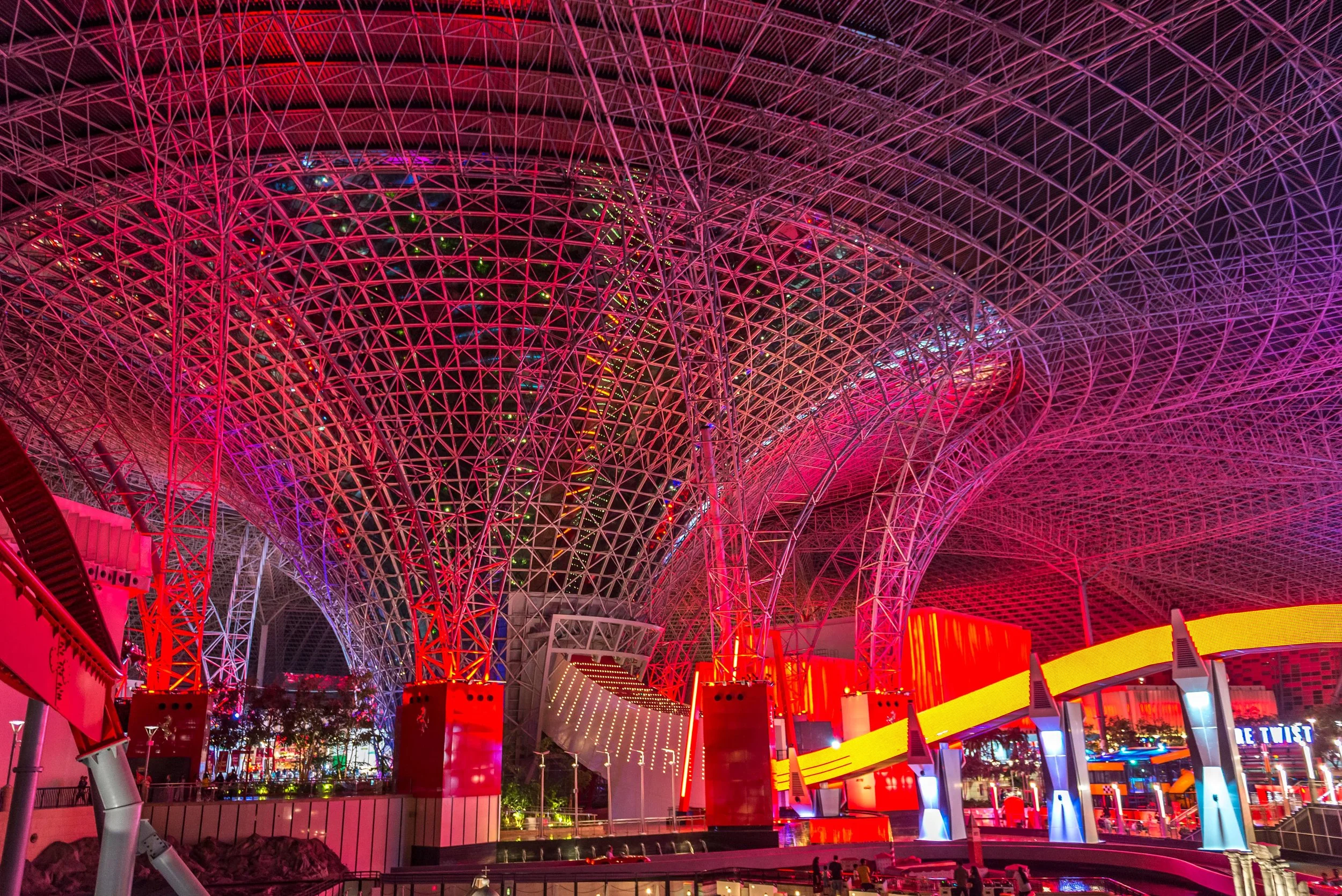 Yas Island Theme Parks Wayfinding and Visitor Experience Strategy