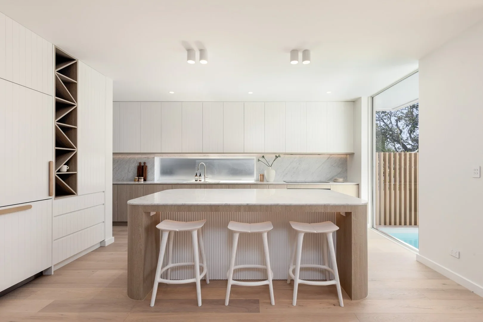 partumstudio-oaks-cronulla-kitchen-interior.webp
