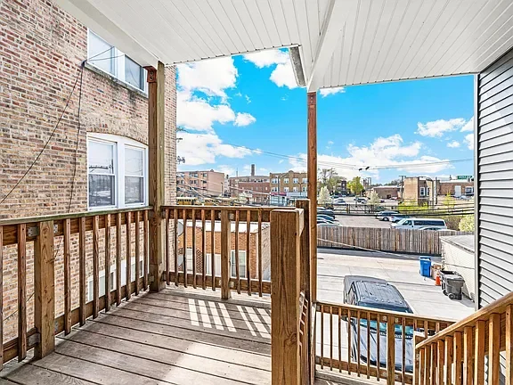 Oranssi project: wraparound deck