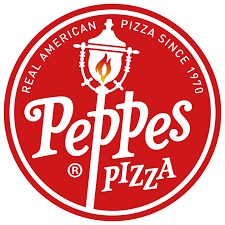 Logo av Peppes Pizza, en amerikansk pizza kjede, med en rød sirkel og hvitt tekst, og et ikon av en lanterne med flamme.