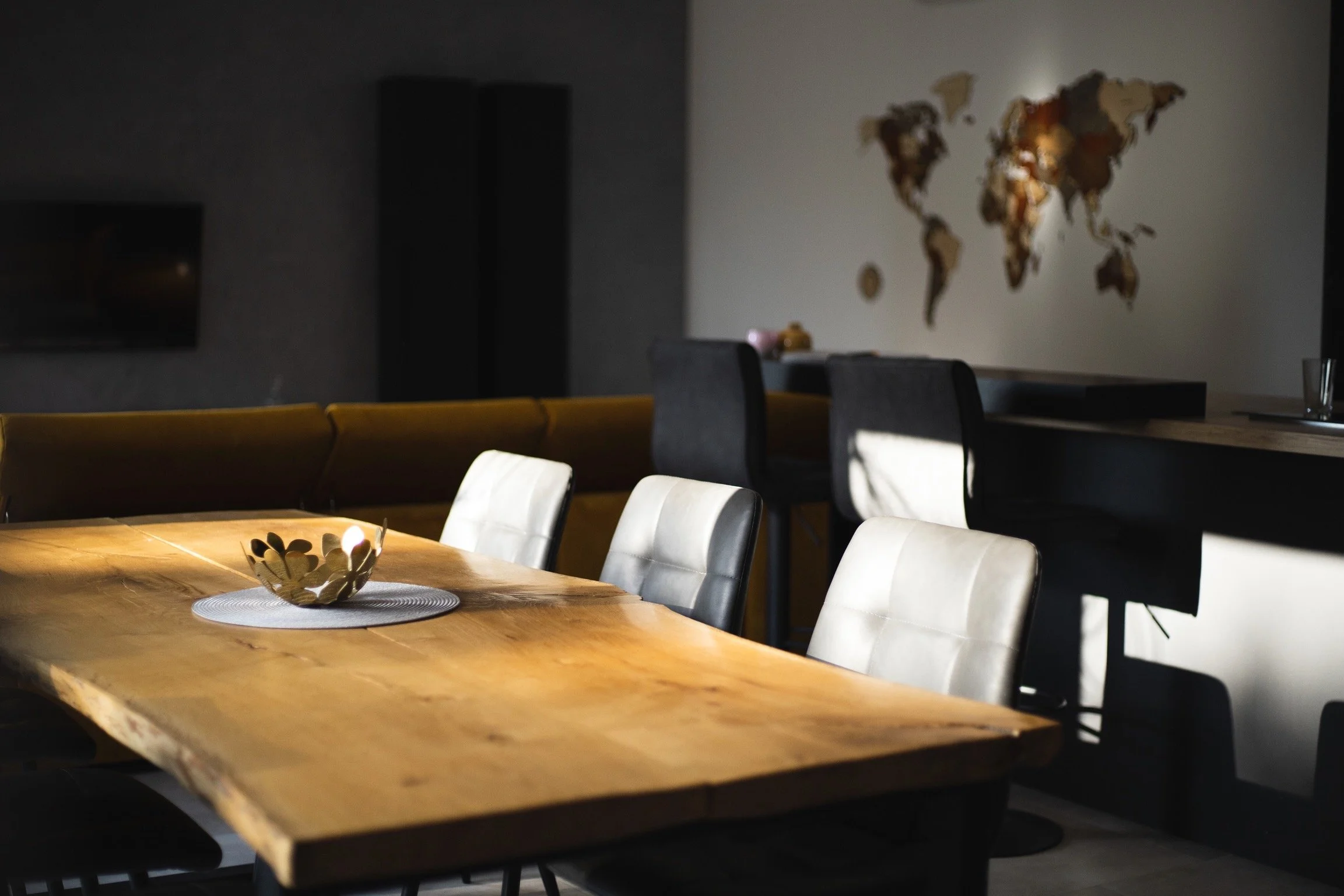 rosiv-dubovy-stol - 5.jpeg