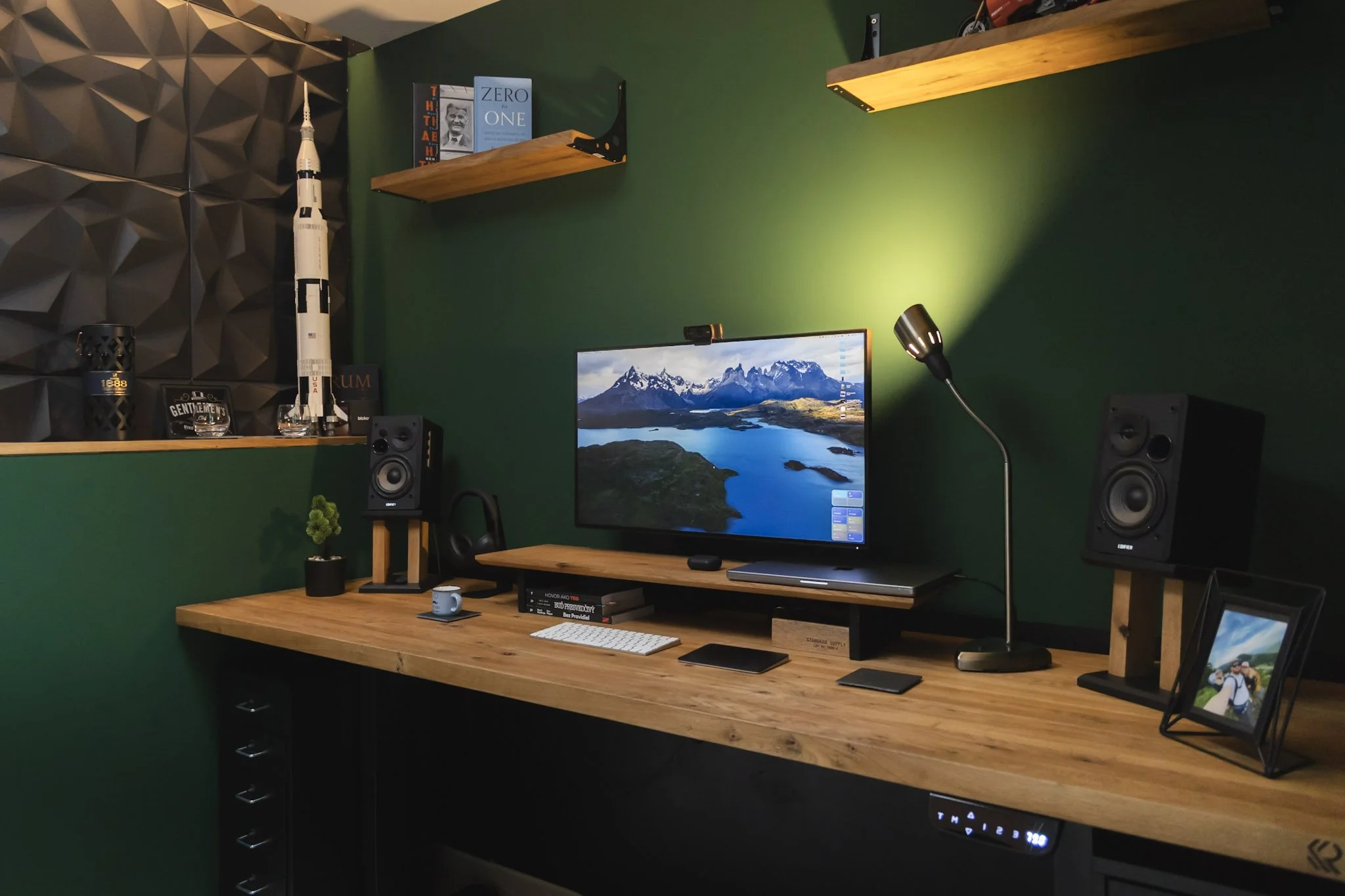 Pracovňa z dubového dreva