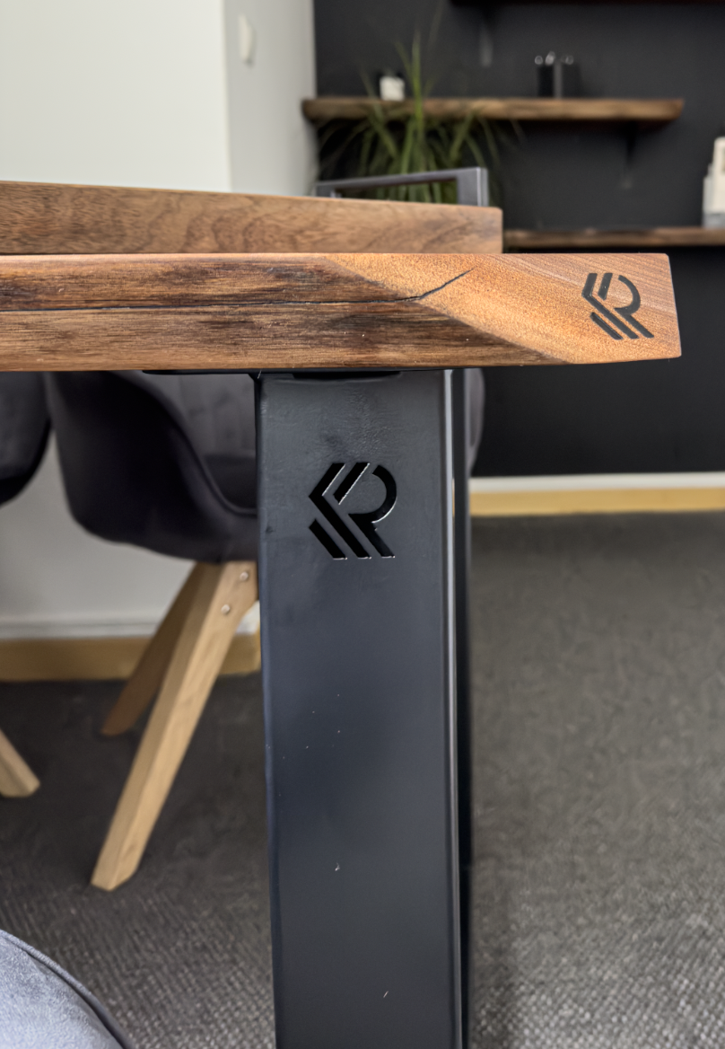 Snímka obrazovky 2024-11-10 o 21.14.18.png