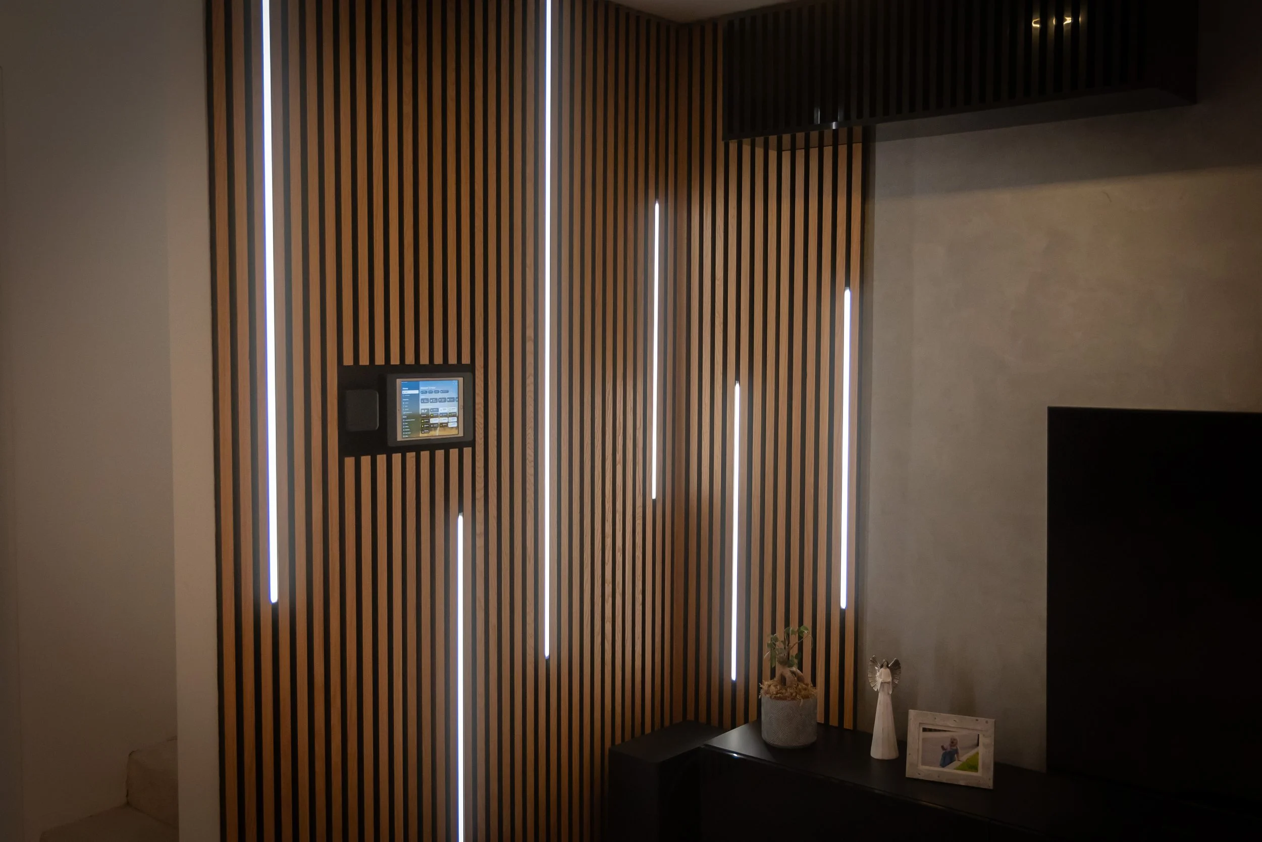 Akustický lamelový obklad