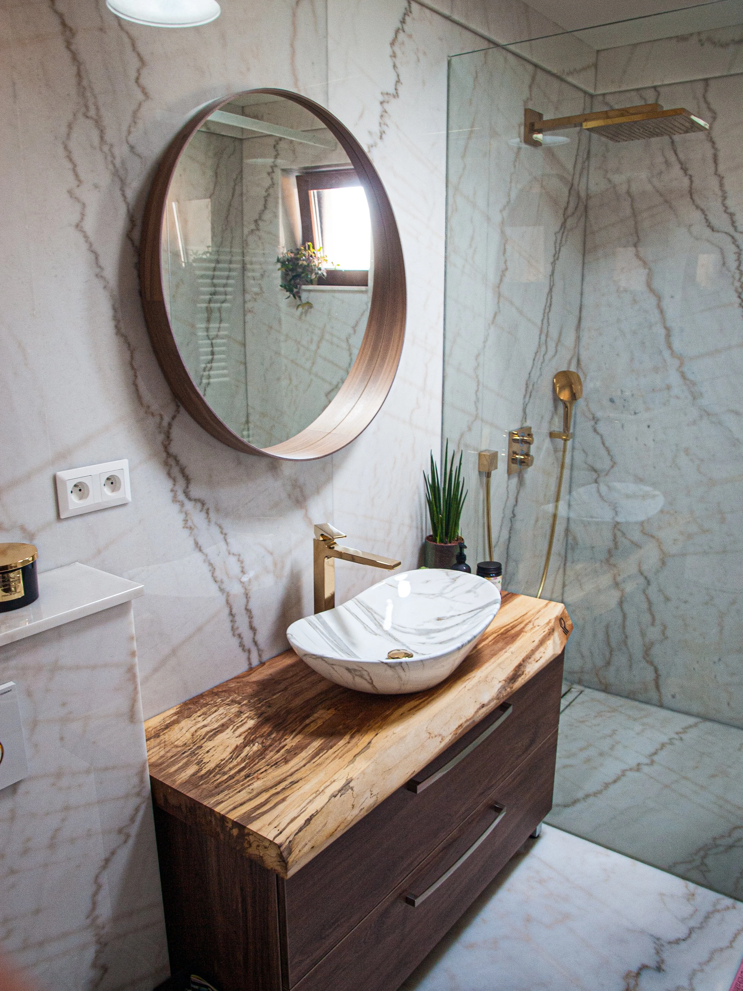 Buková platňa pod umývadlo