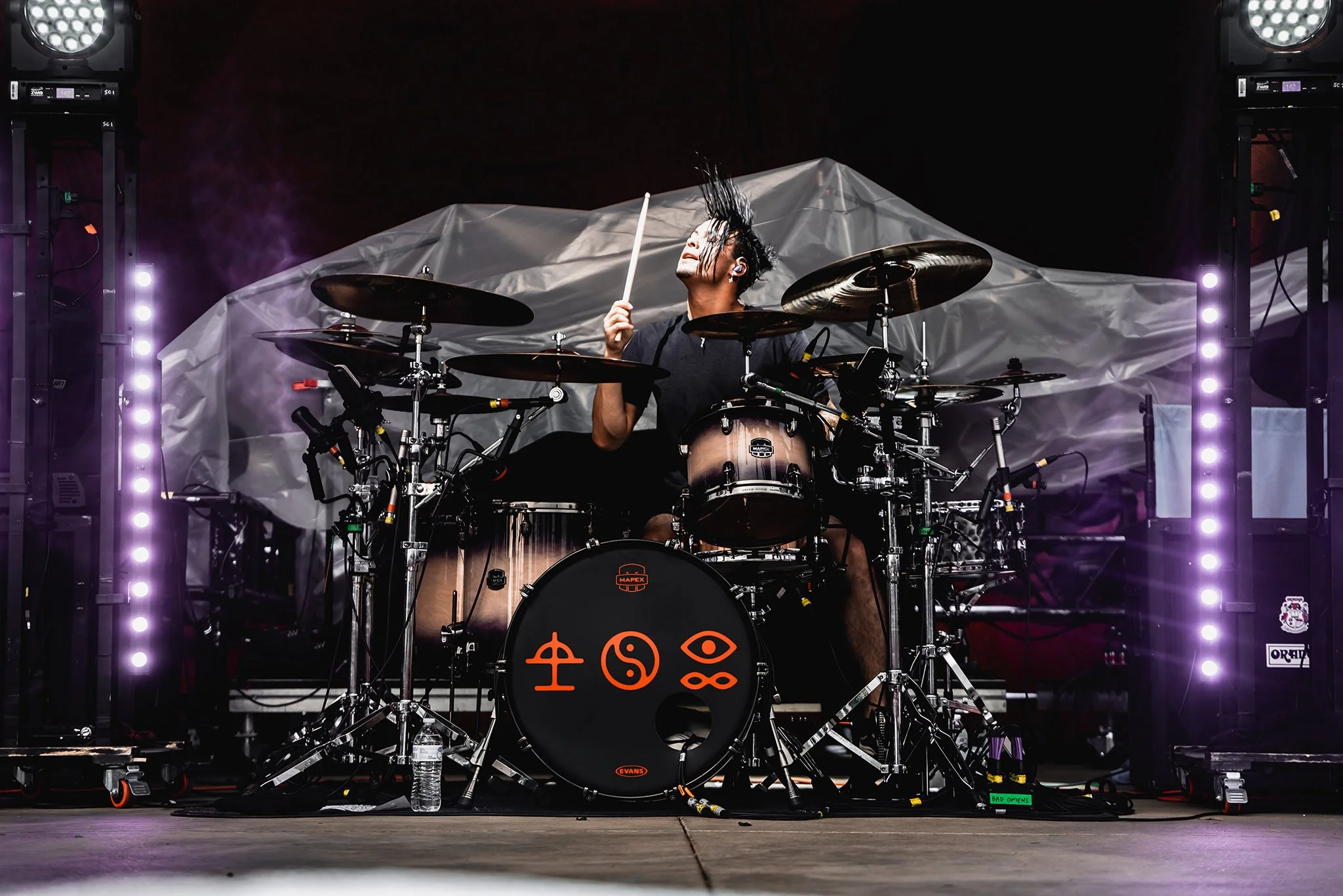 BadOmens1.jpg
